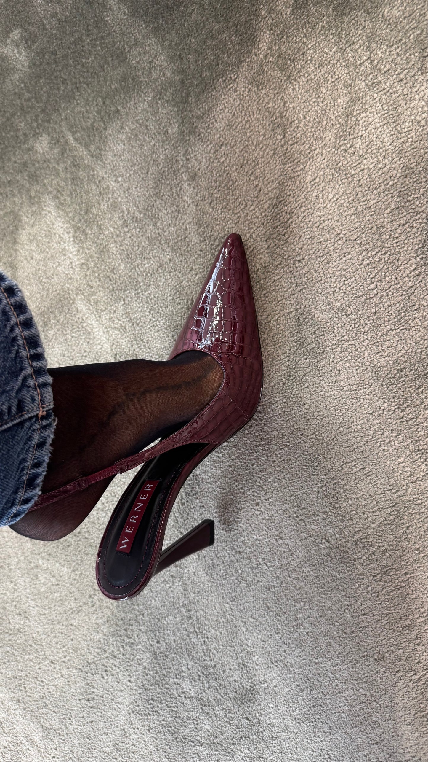 Slingback bordeaux crocodile in vernice