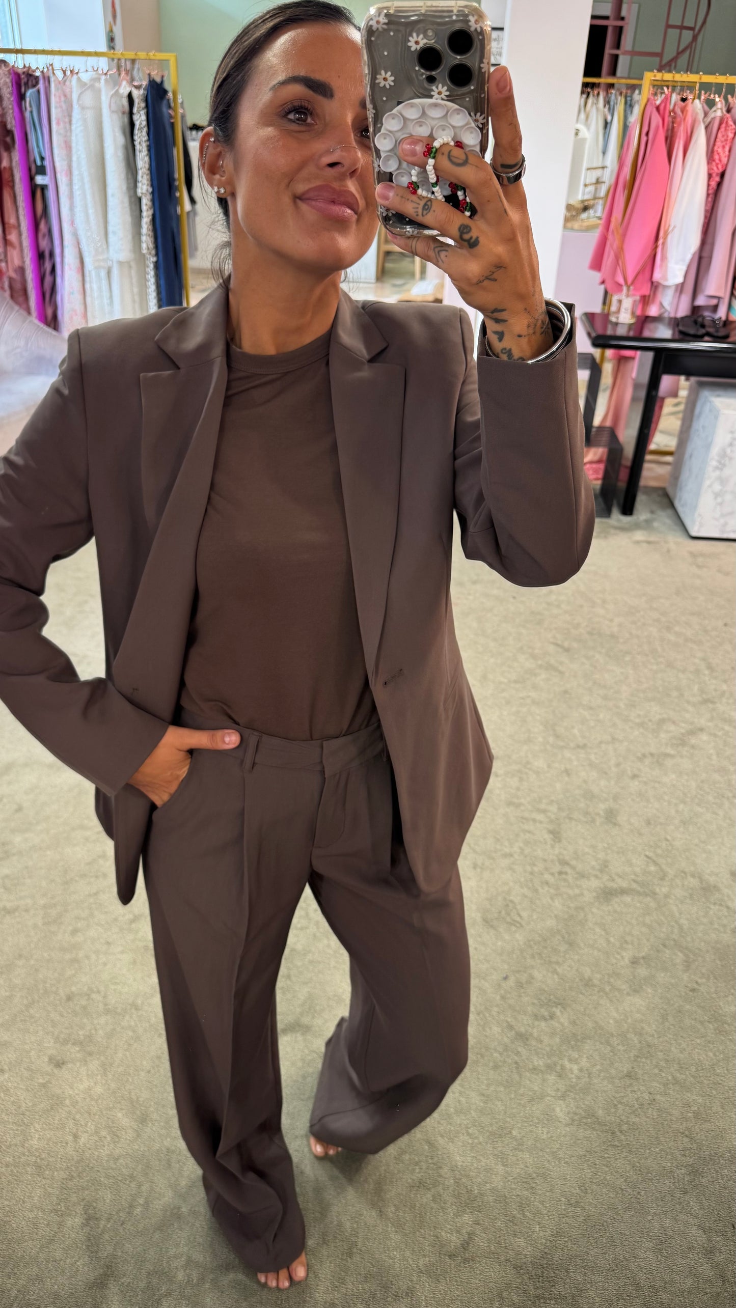 Pantaloni marroni ellis con pences wide leg jx