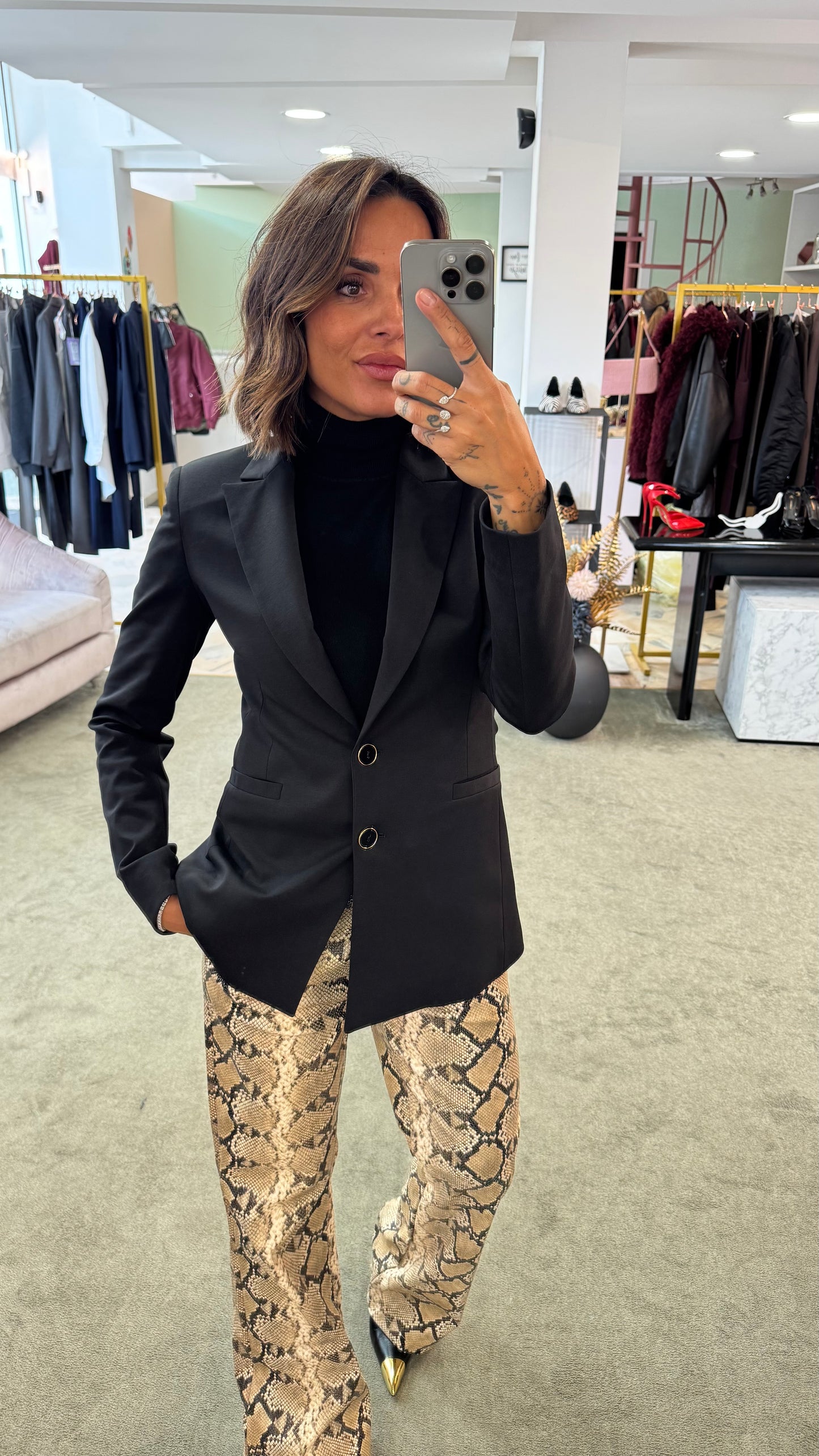 Pantaloni pitonati in ecopelle gl