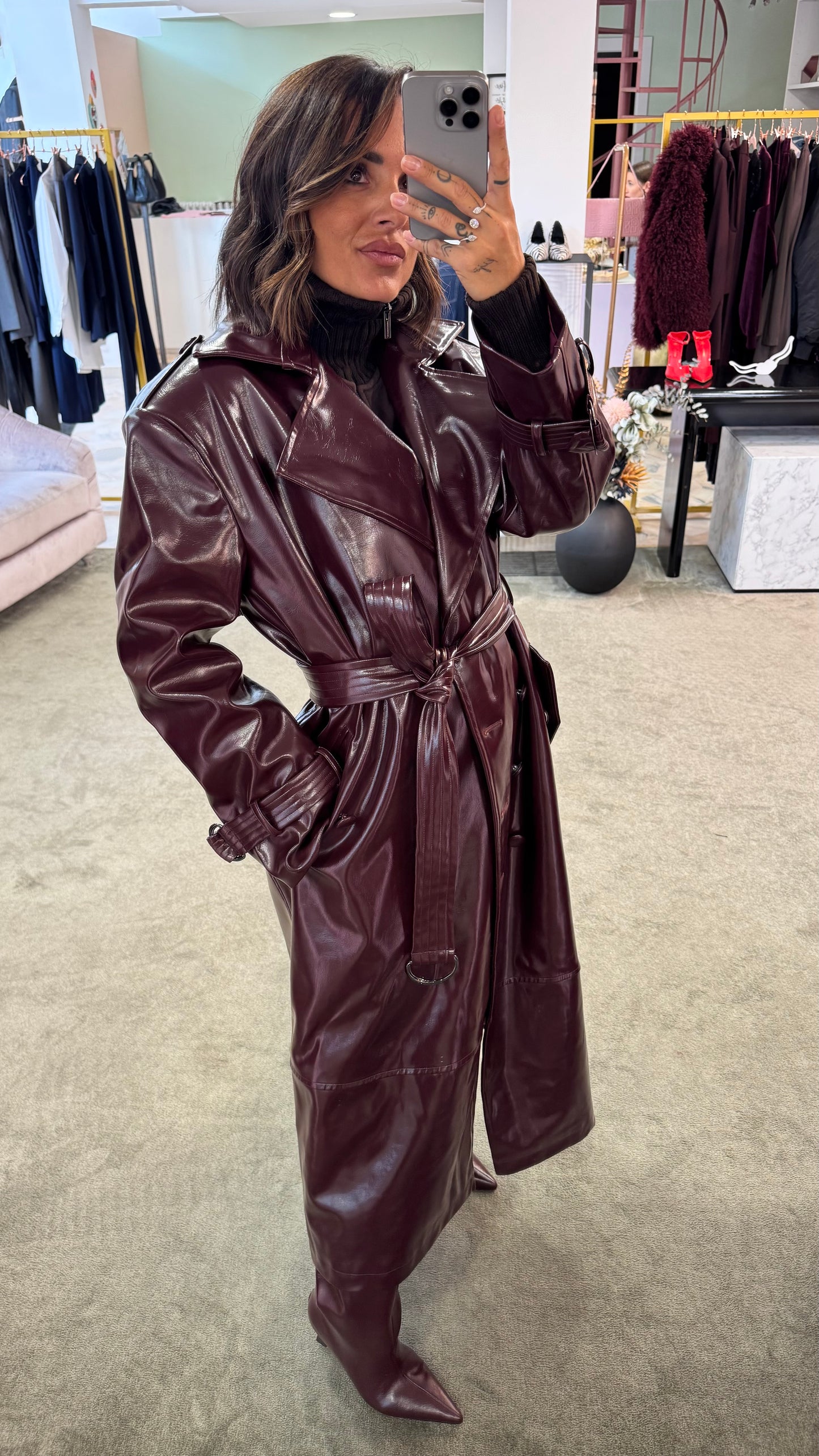 Trench lungo prugna in ecopelle tw