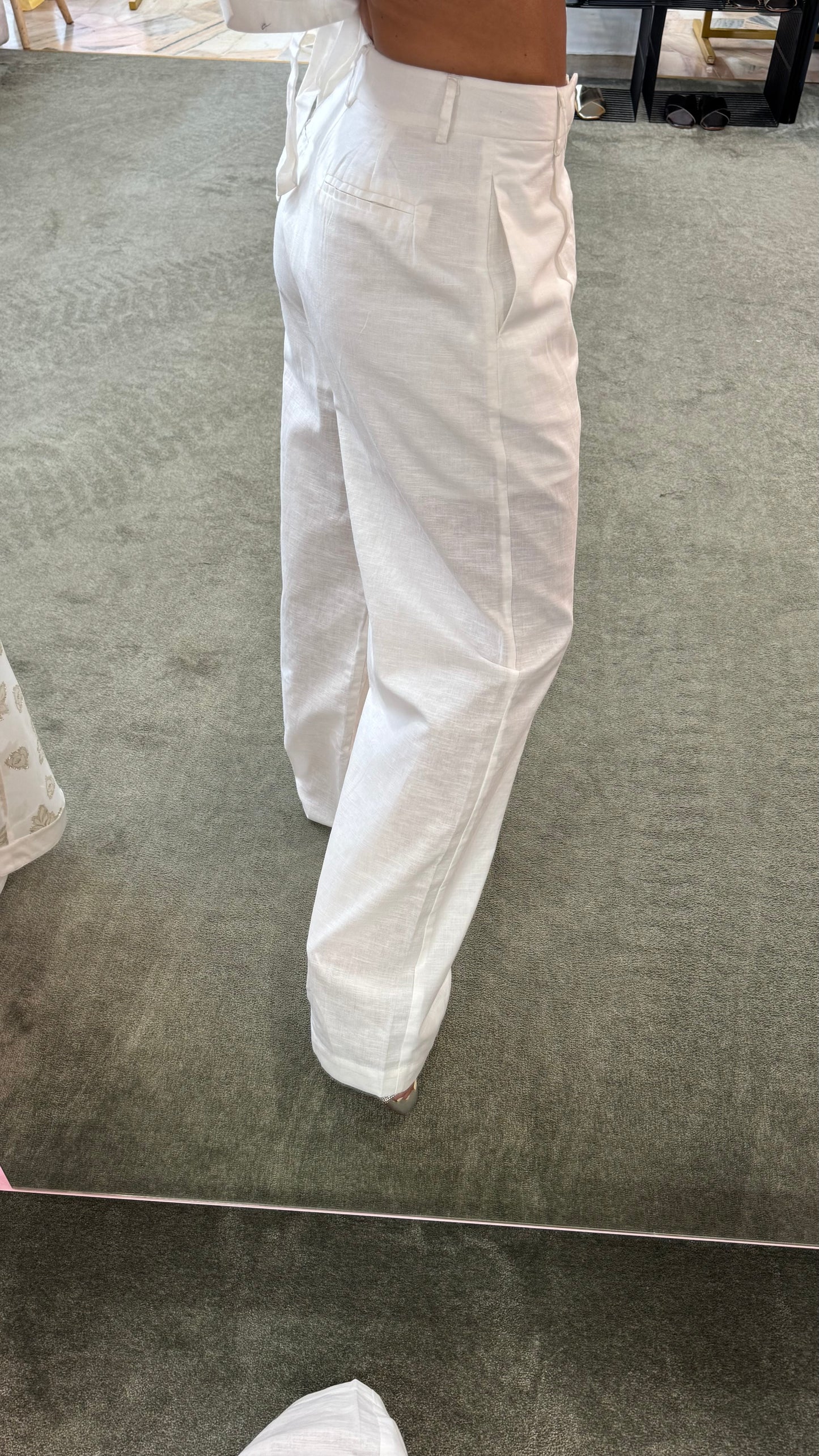 Set bianco gilet e pantaloni gl