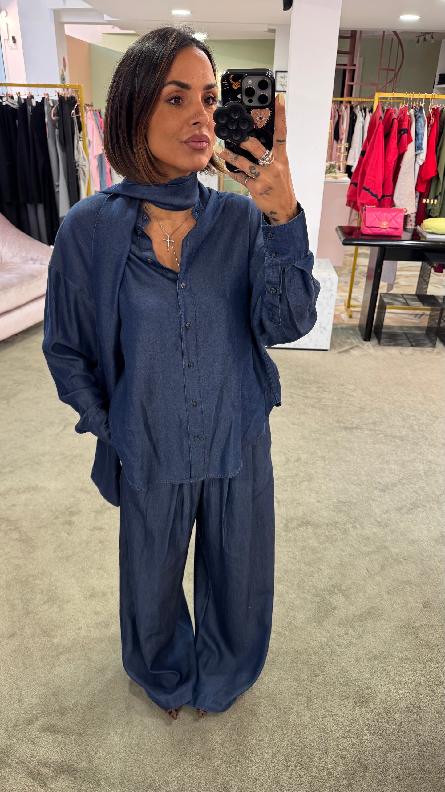 Camicia effetto jeans con sciarpina sl