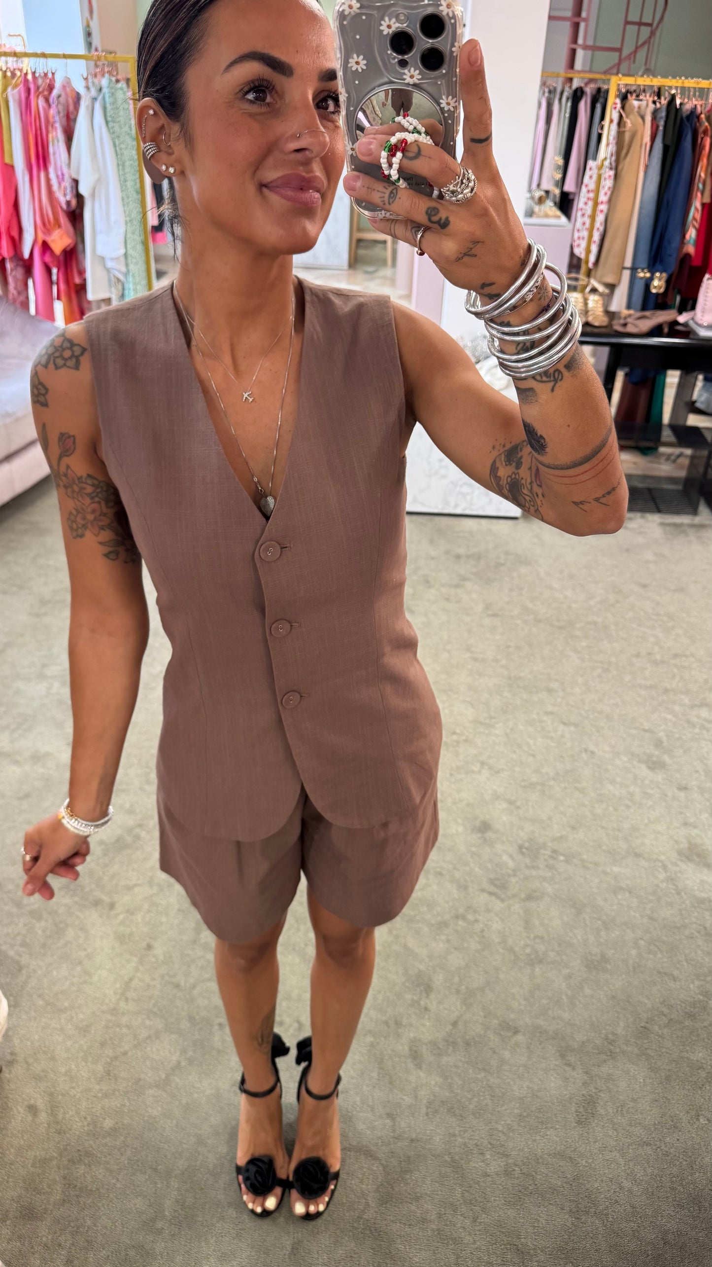Set completo gilet e shorts marrone ep