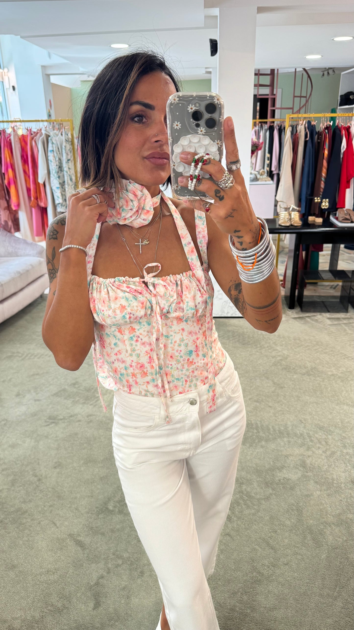 Nastro con rosa floreale