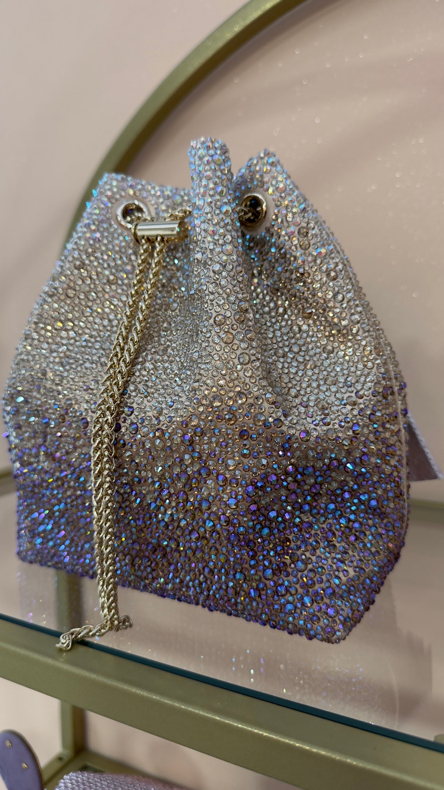 Borsa sacchetto multicolor oro e lilla con cristalli