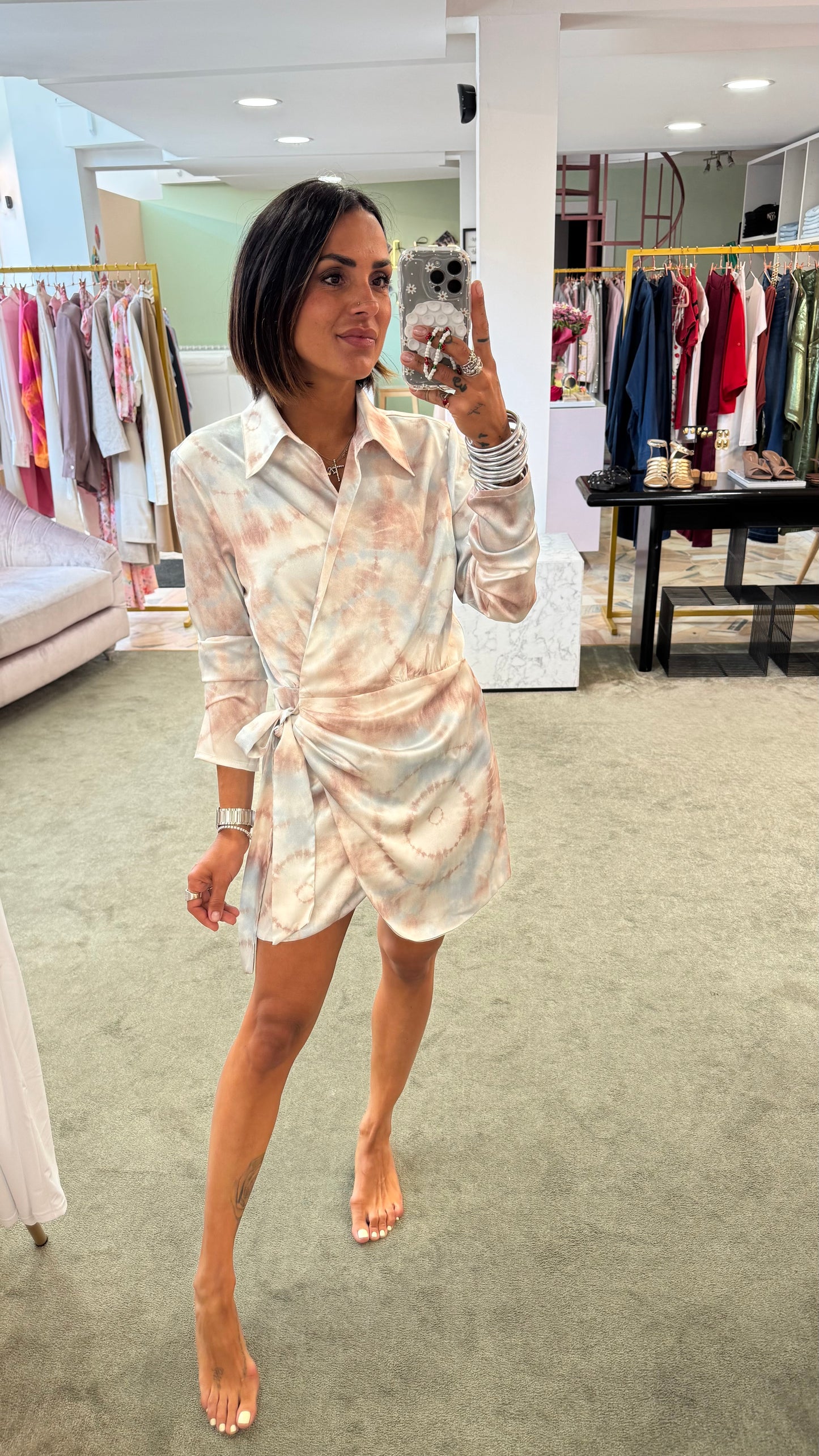 Abito camicia a portafoglio azzurro tie-dye gl