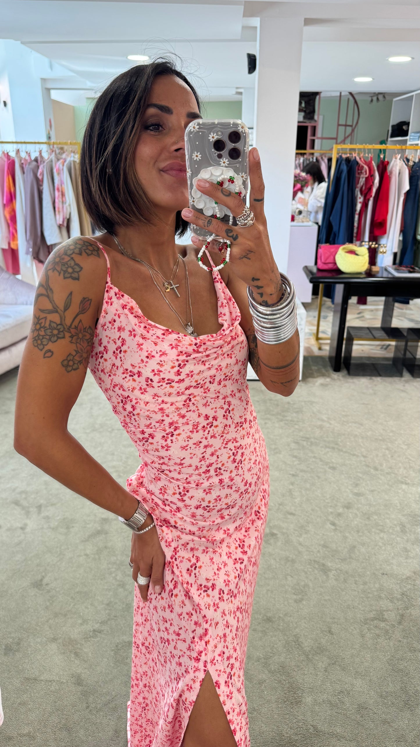 Abito kelly MAR DE MARGARITAS rosa a fiori con spacco lungo