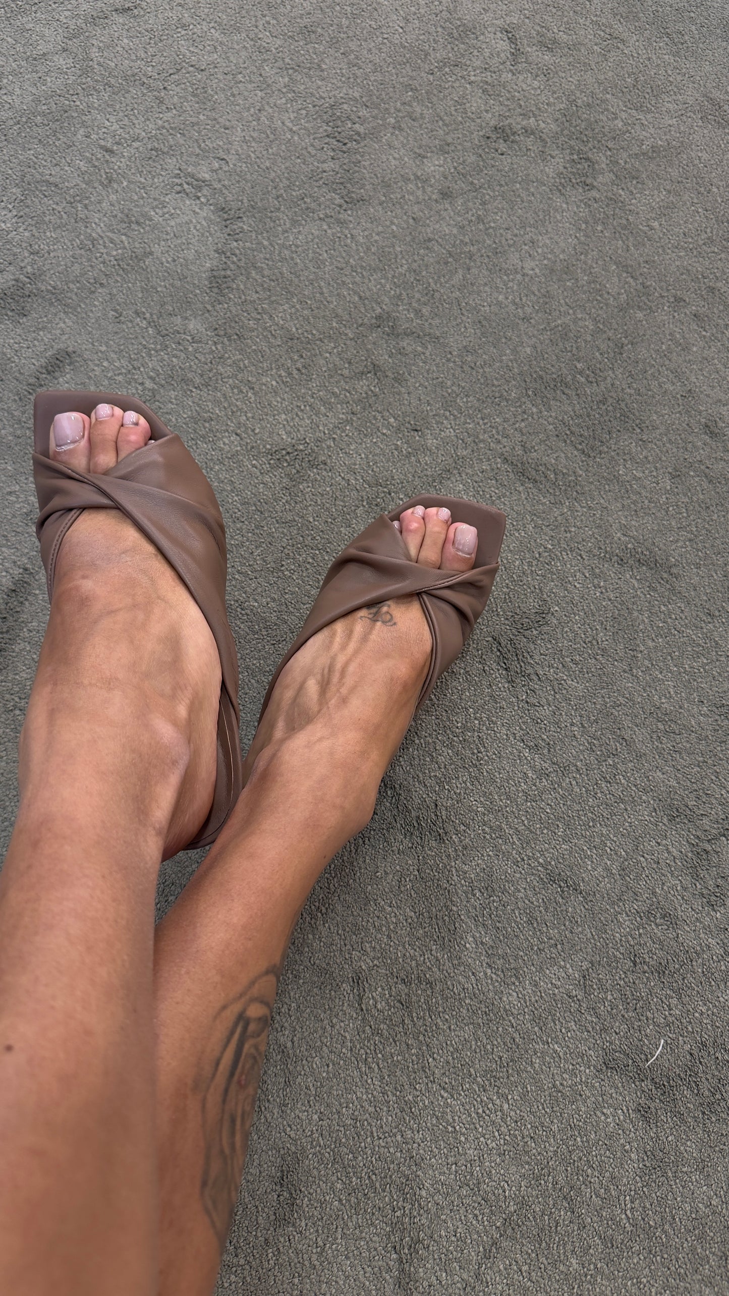 Ciabattina mules mocha nodo