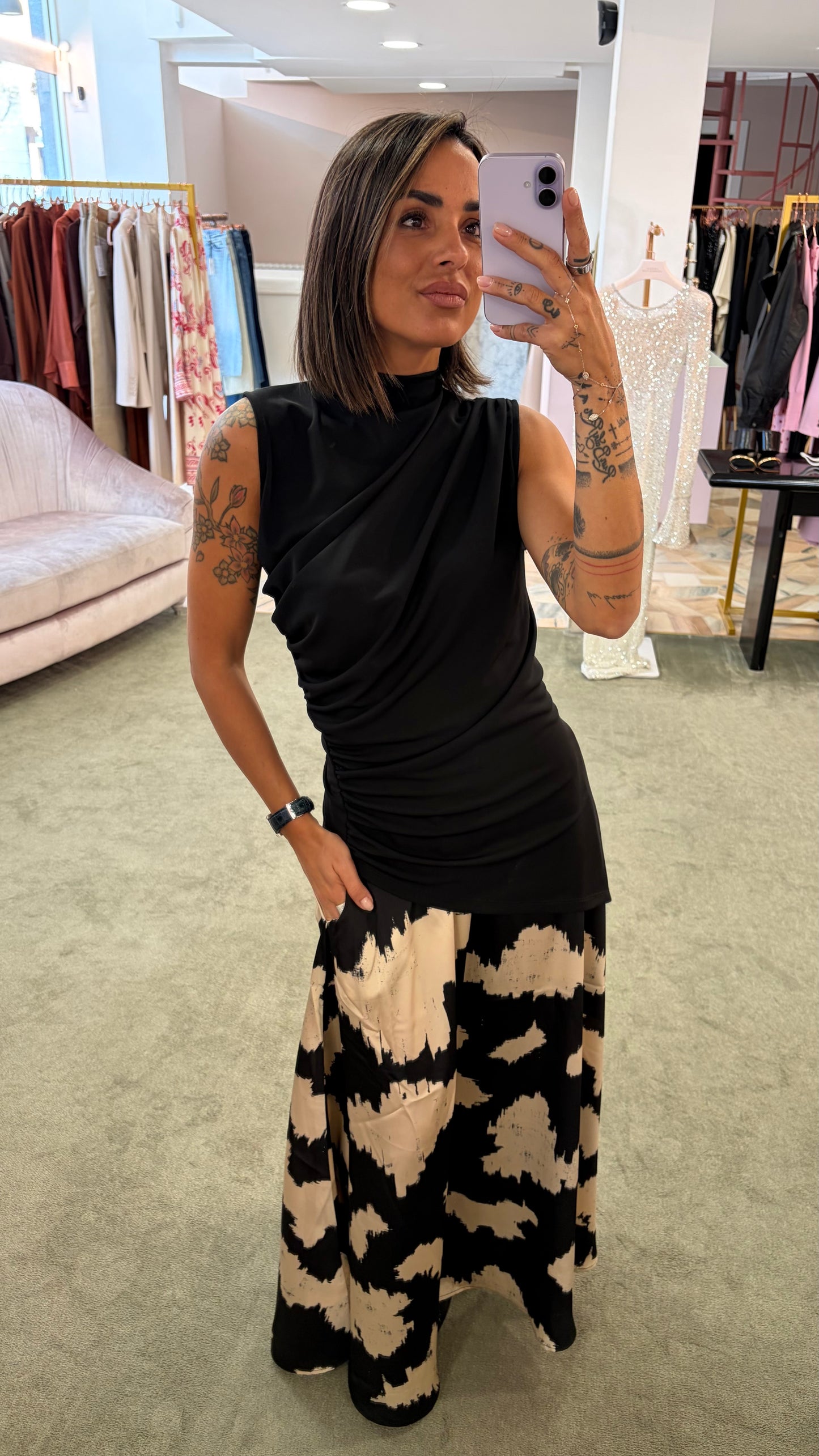 Gonna beige e nera fantasia ay