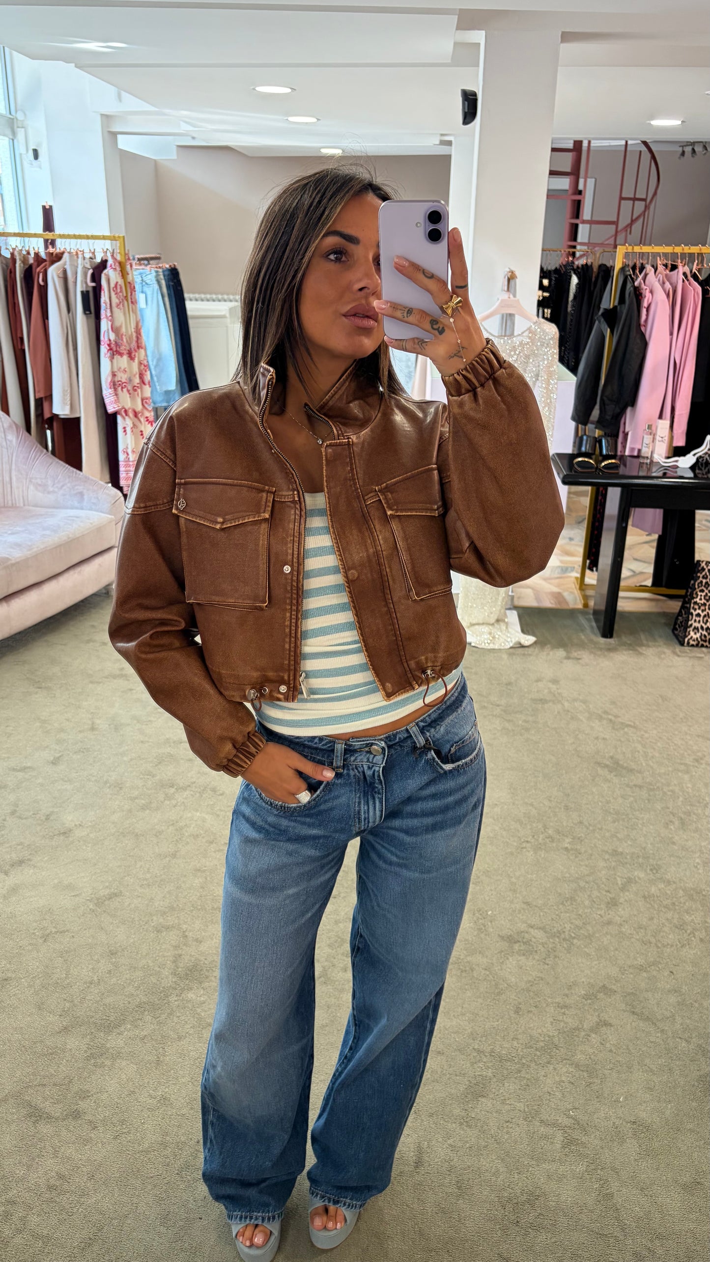 Giacca crop ecopelle marrone chiaro effetto vintage glp