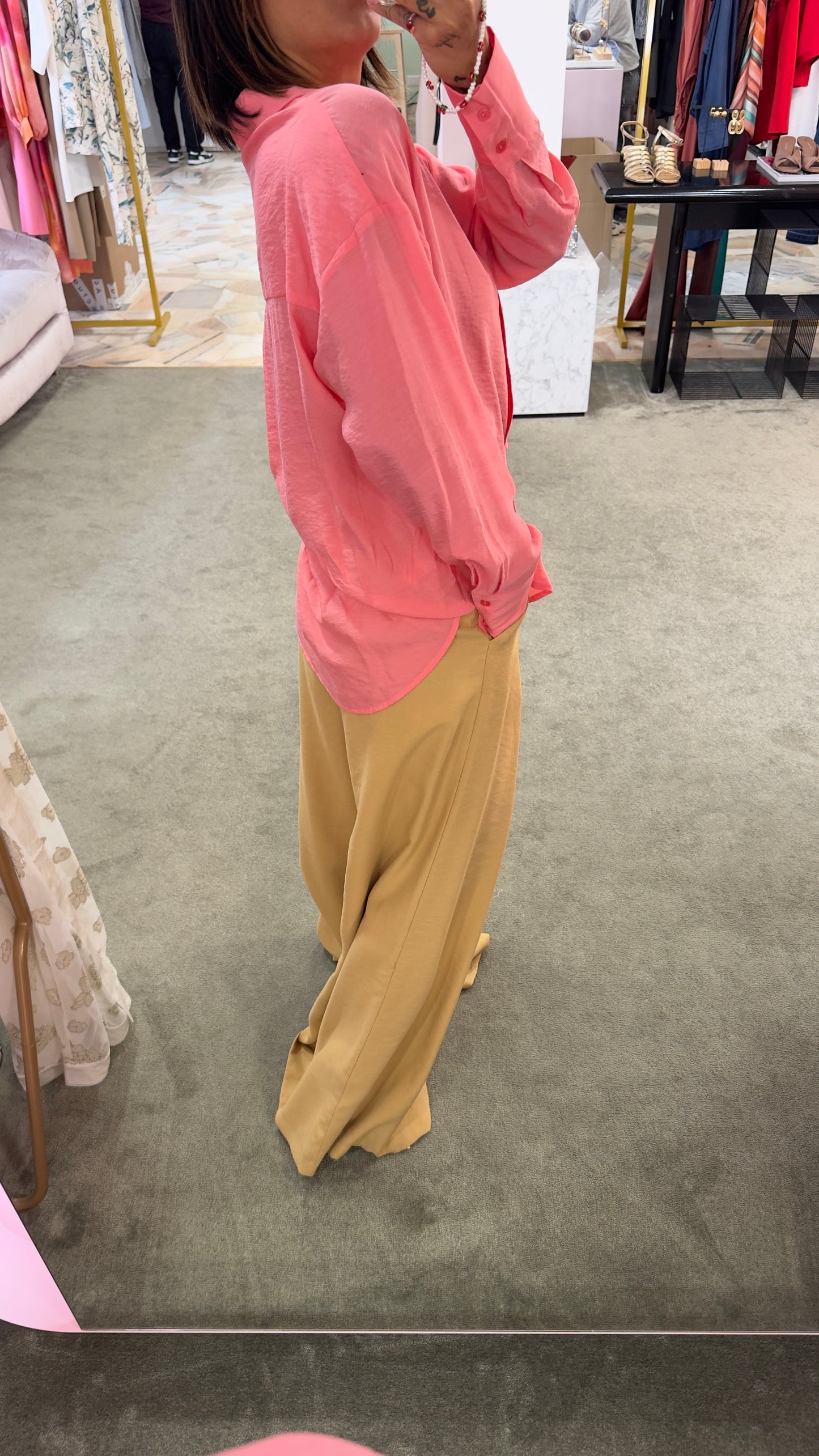 Pantaloni cammello a palazzo con pences ay