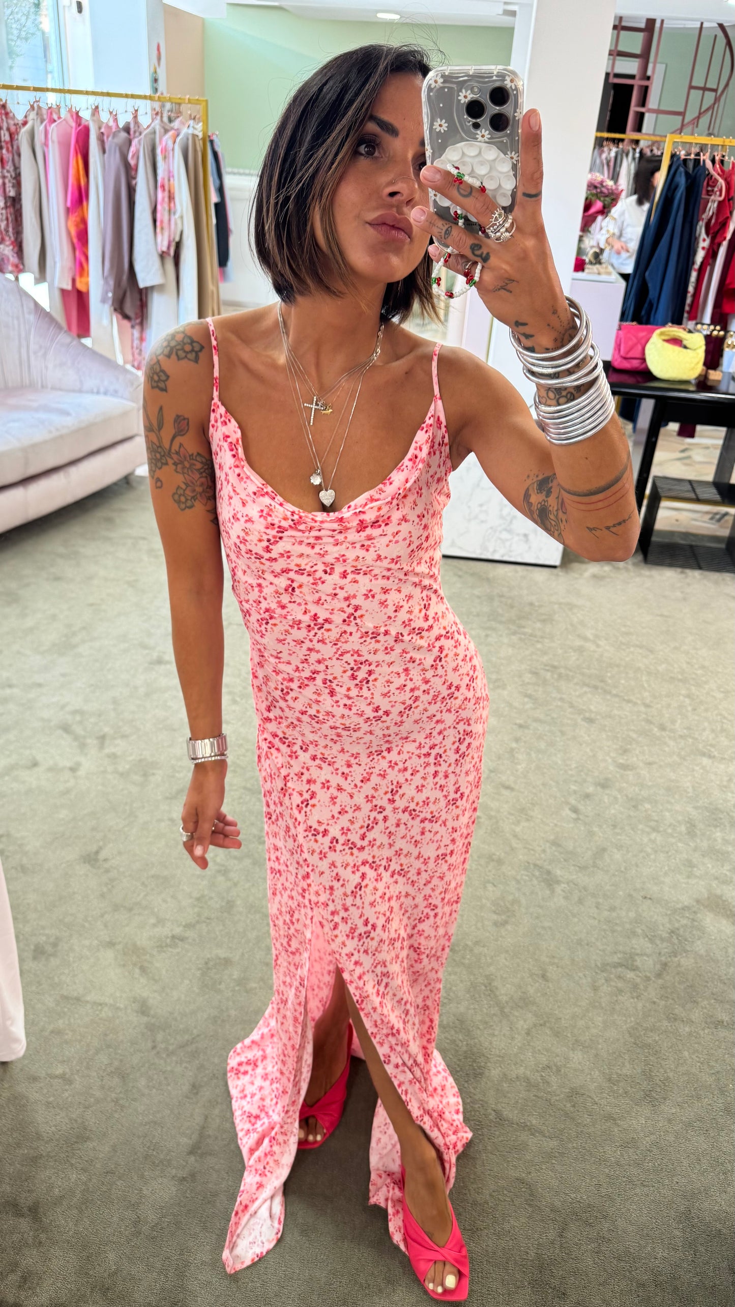 Abito kelly MAR DE MARGARITAS rosa a fiori con spacco lungo
