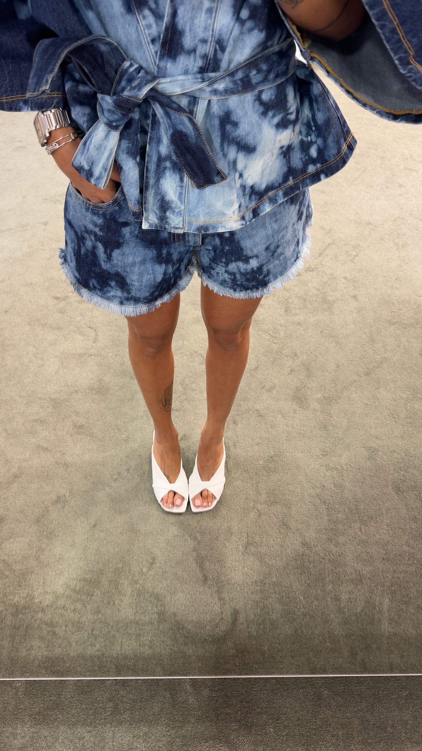 Shorts in denim tie-dye Don't@me