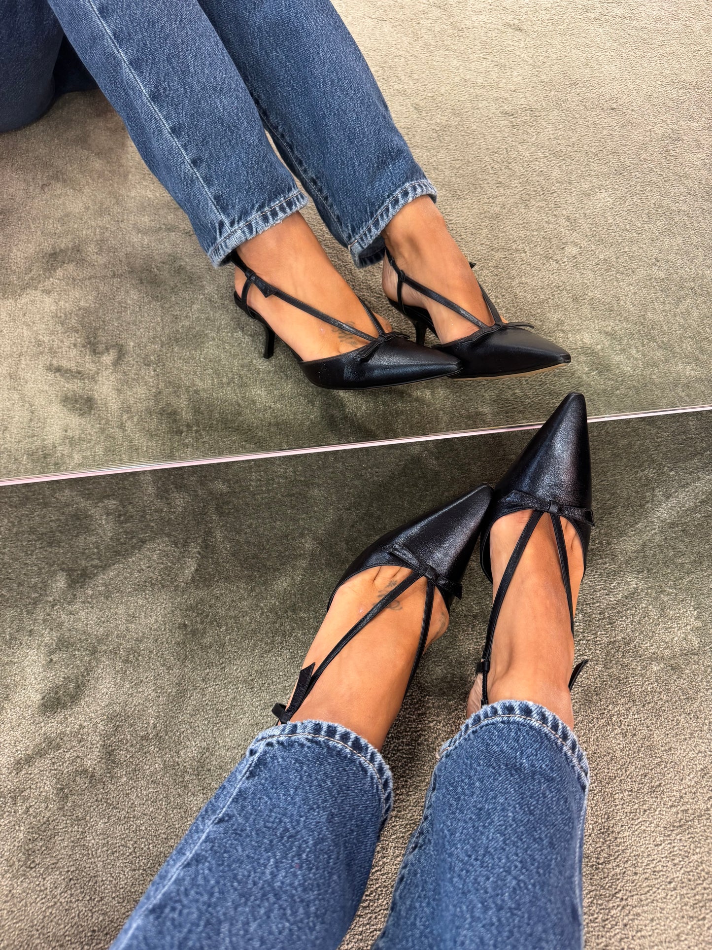 Slingback nera con fiocchetto