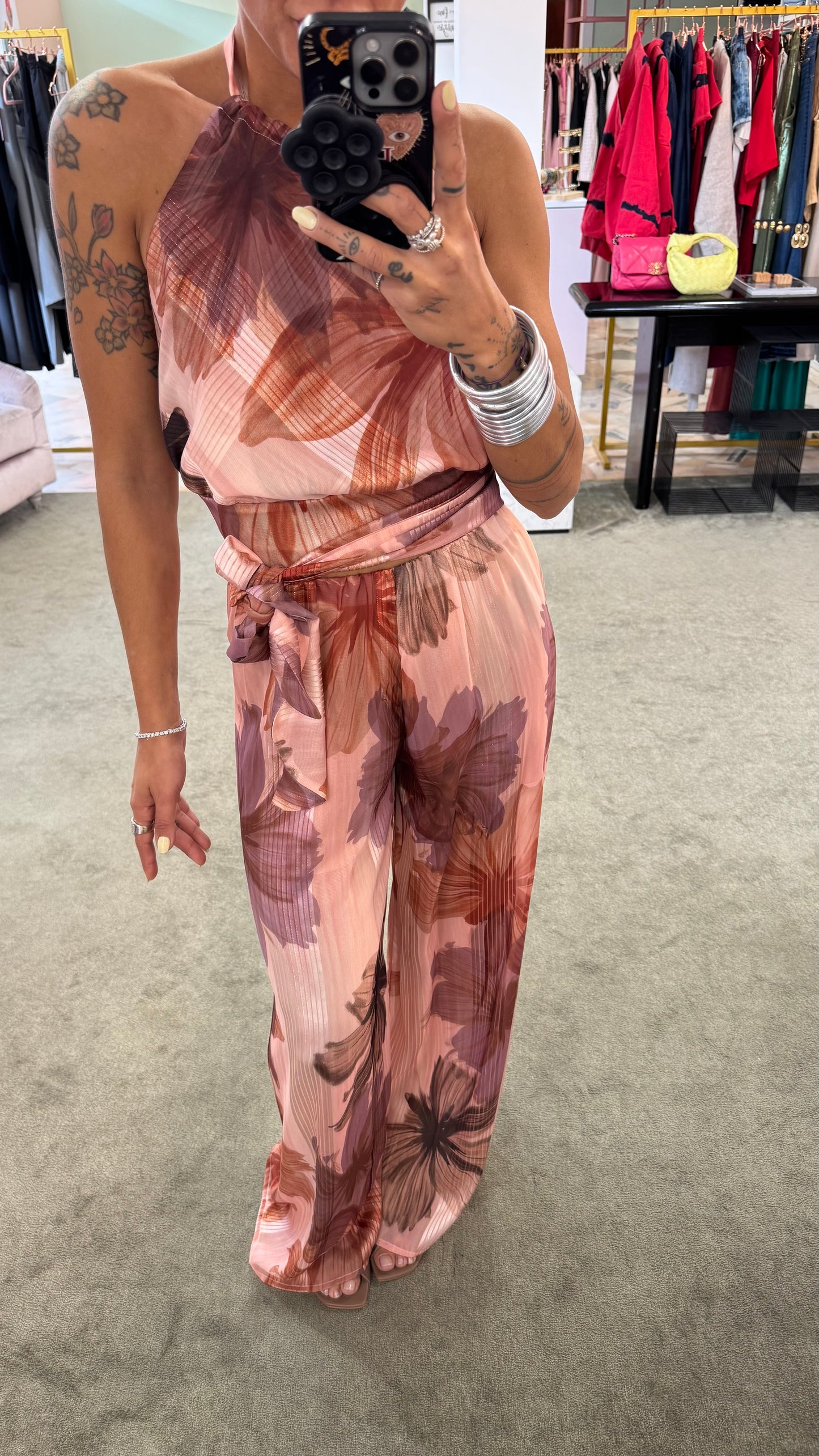 Top crop fantasia floreale scollo all'americana mq