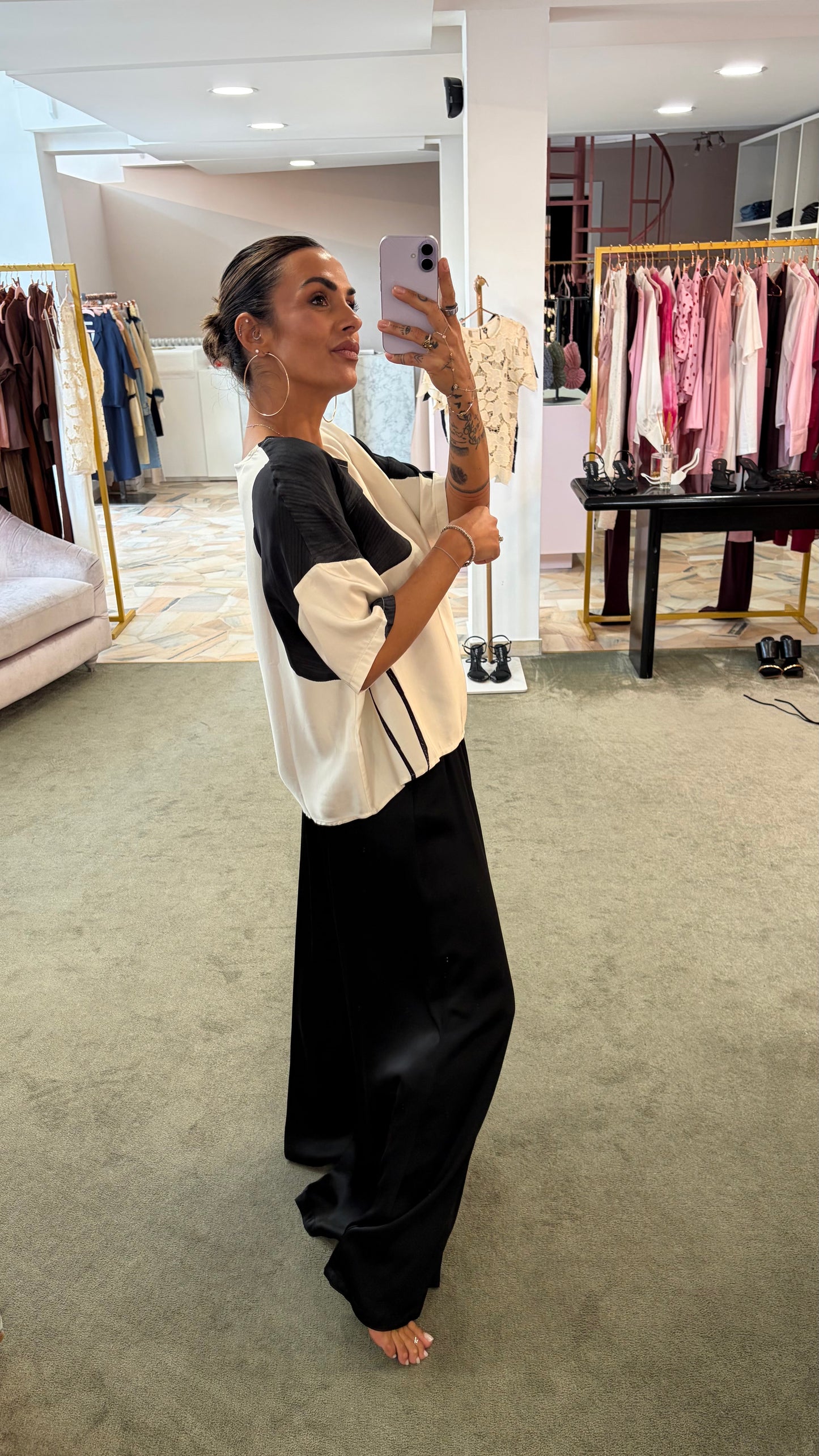 Blusa panna fantasia foglie nere ay