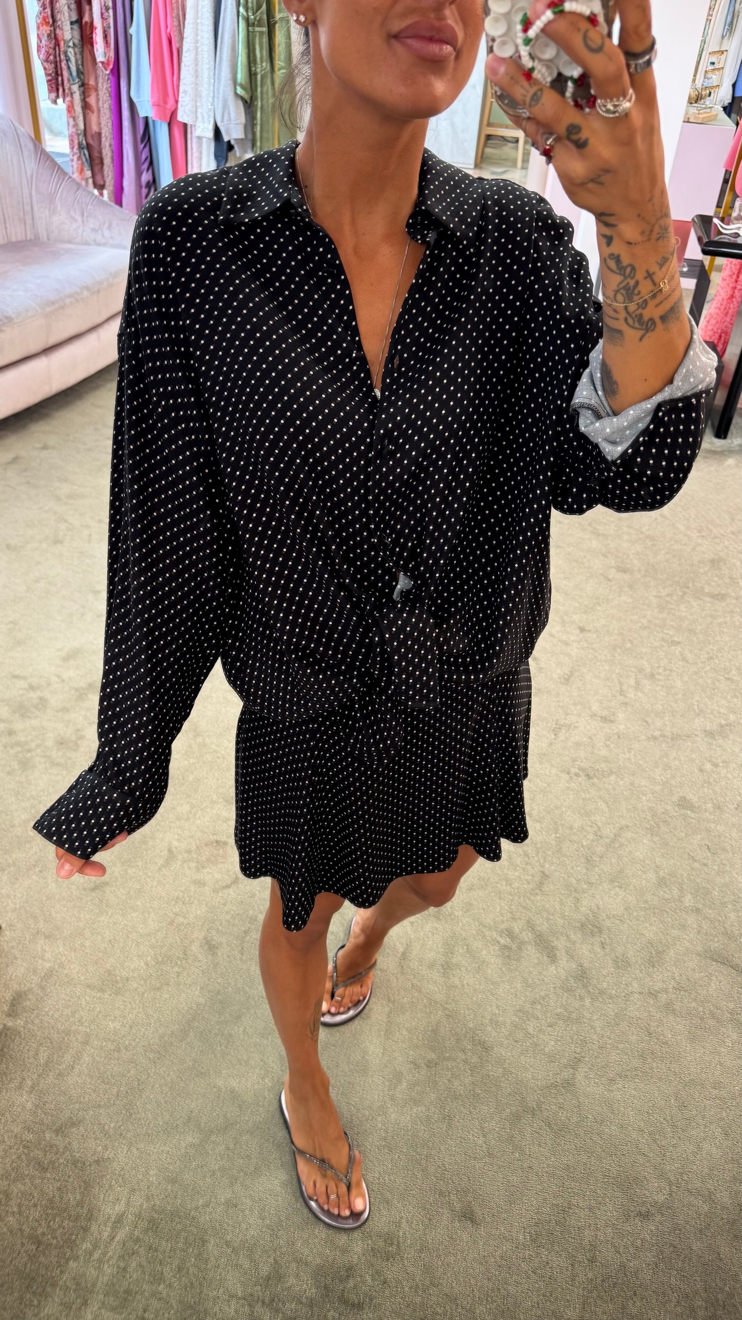 Camicia clelia MAR DE MARGARITAS nera a pois piccoli