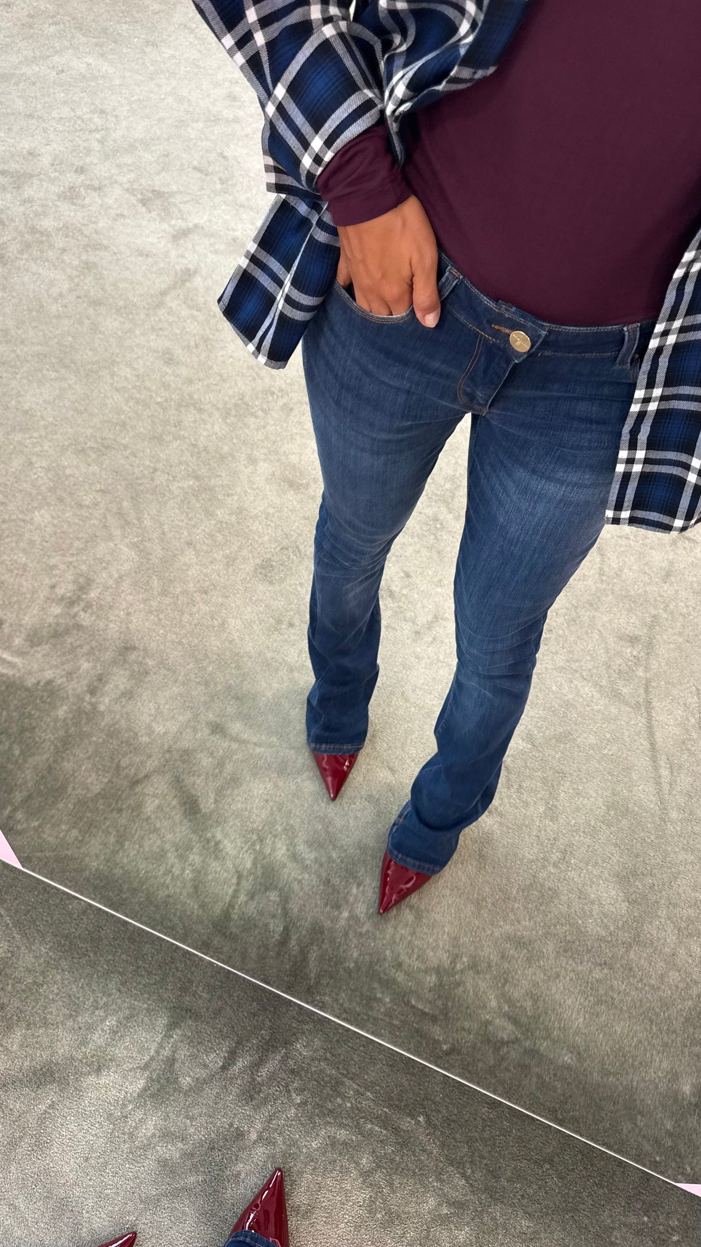 Jeans bootcut denim scuro elasticizzato fr
