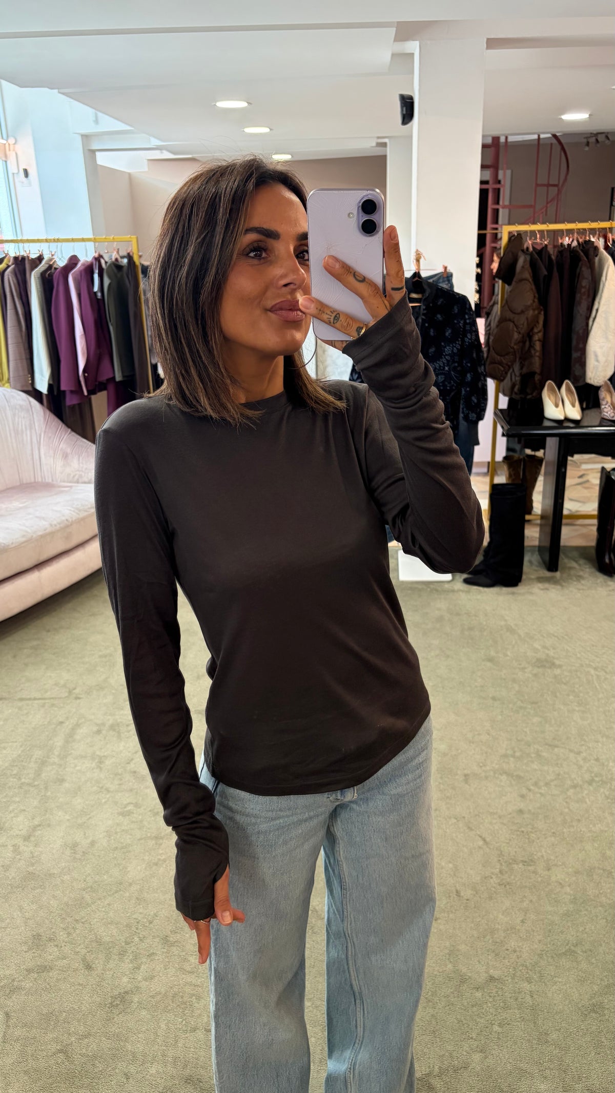 T-shirt grigio scuro girocollo in lyoncell manica lunga ay