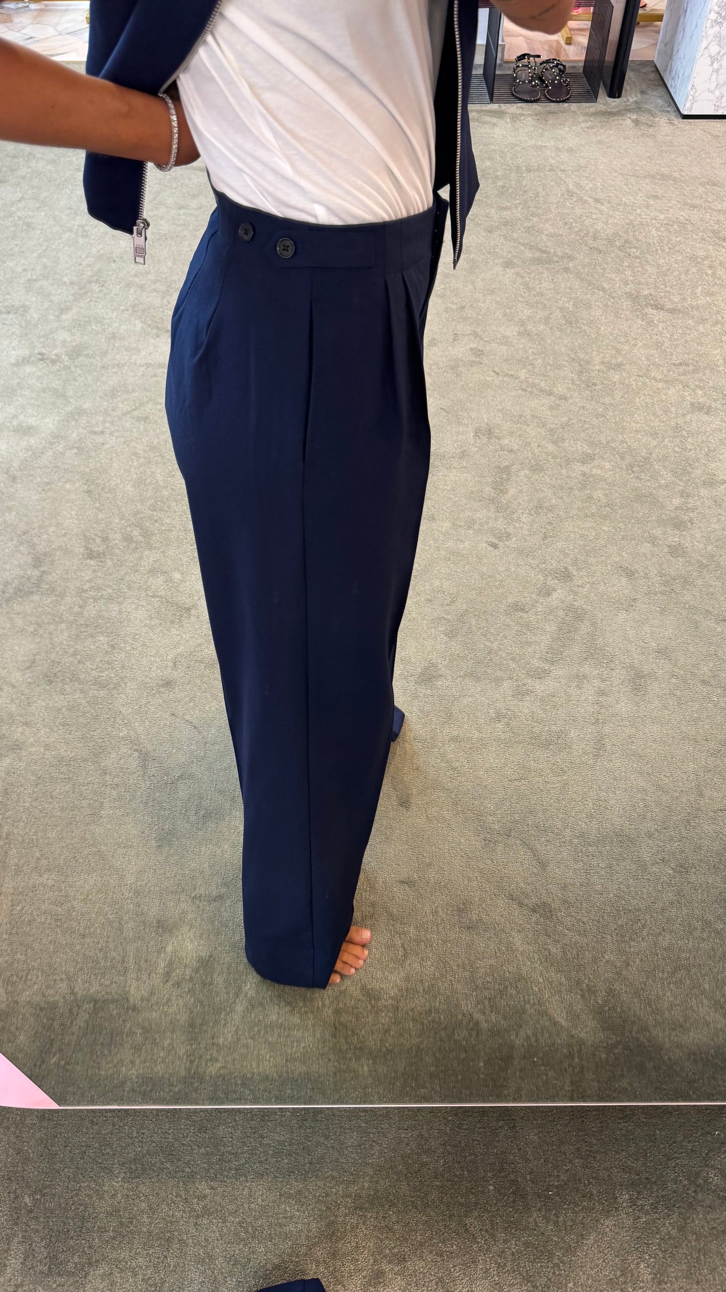 Pantaloni blu kate con pences jx
