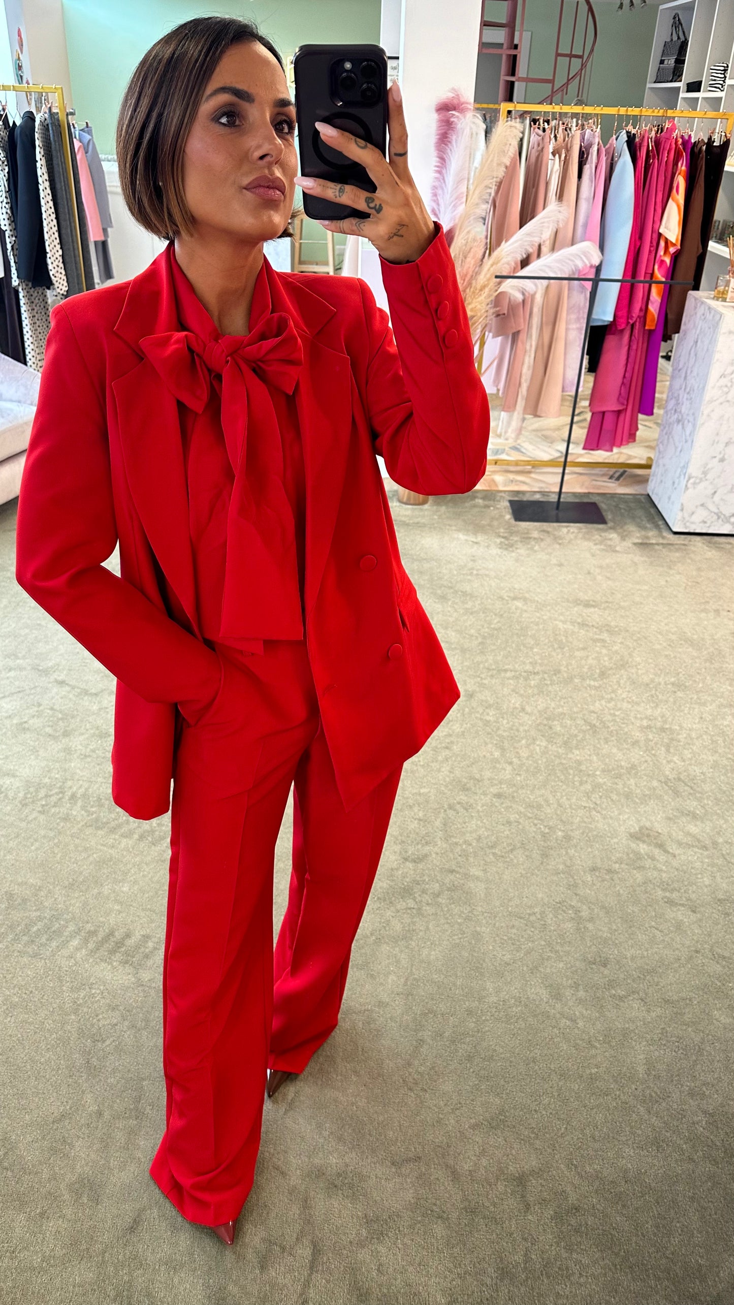 Pantaloni rossi gamba dritta