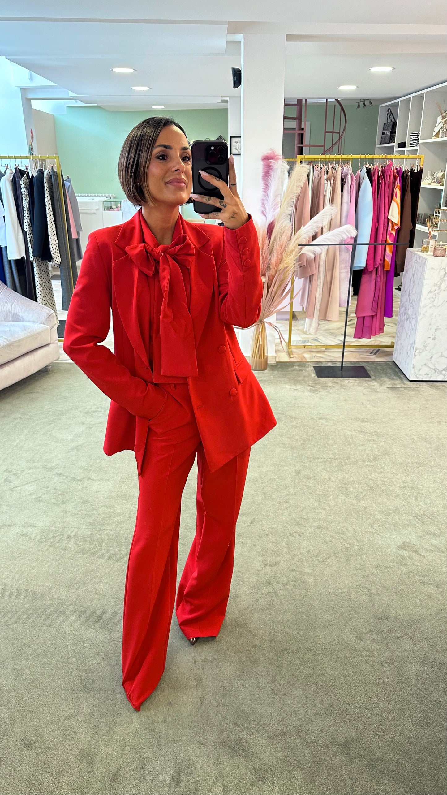 Pantaloni rossi gamba dritta