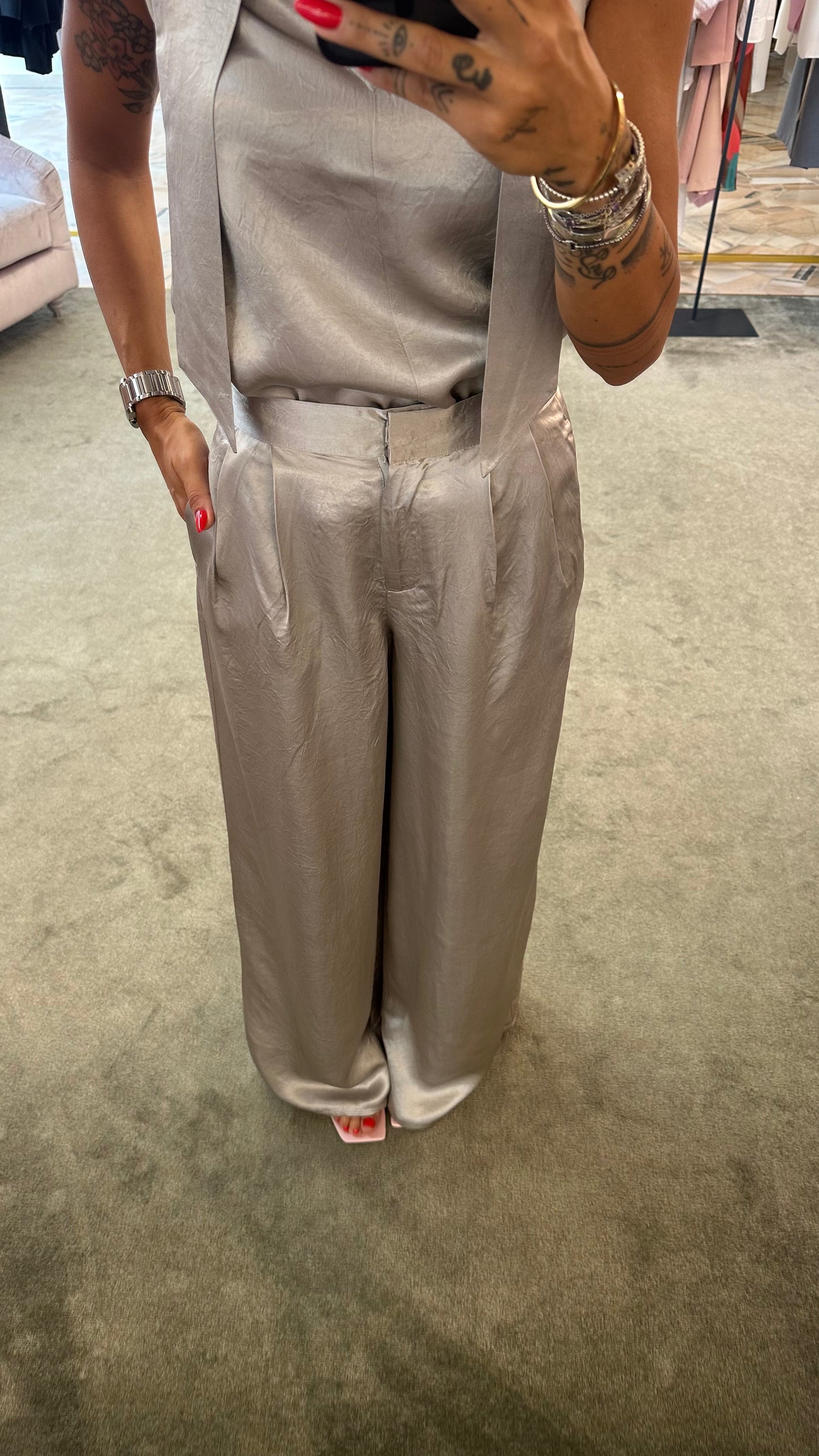 Pantaloni satin argento wide leg