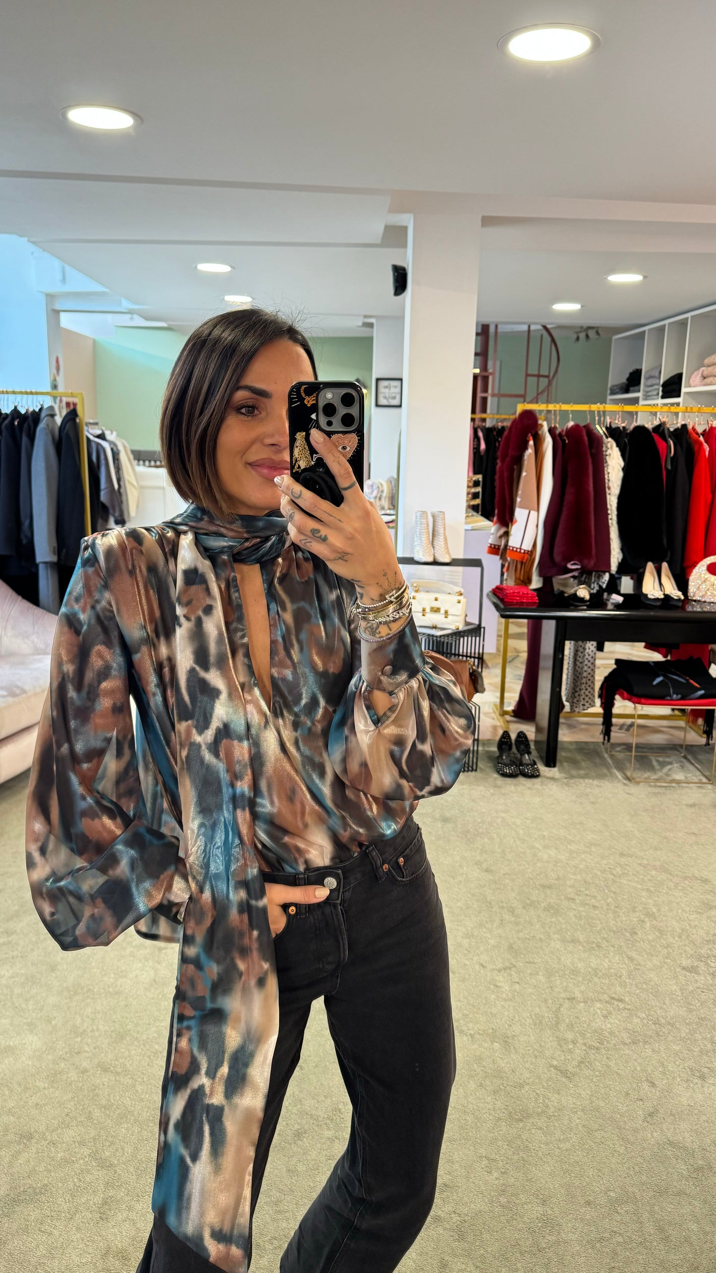 Camicia body con sciarpina fantasia ottanio