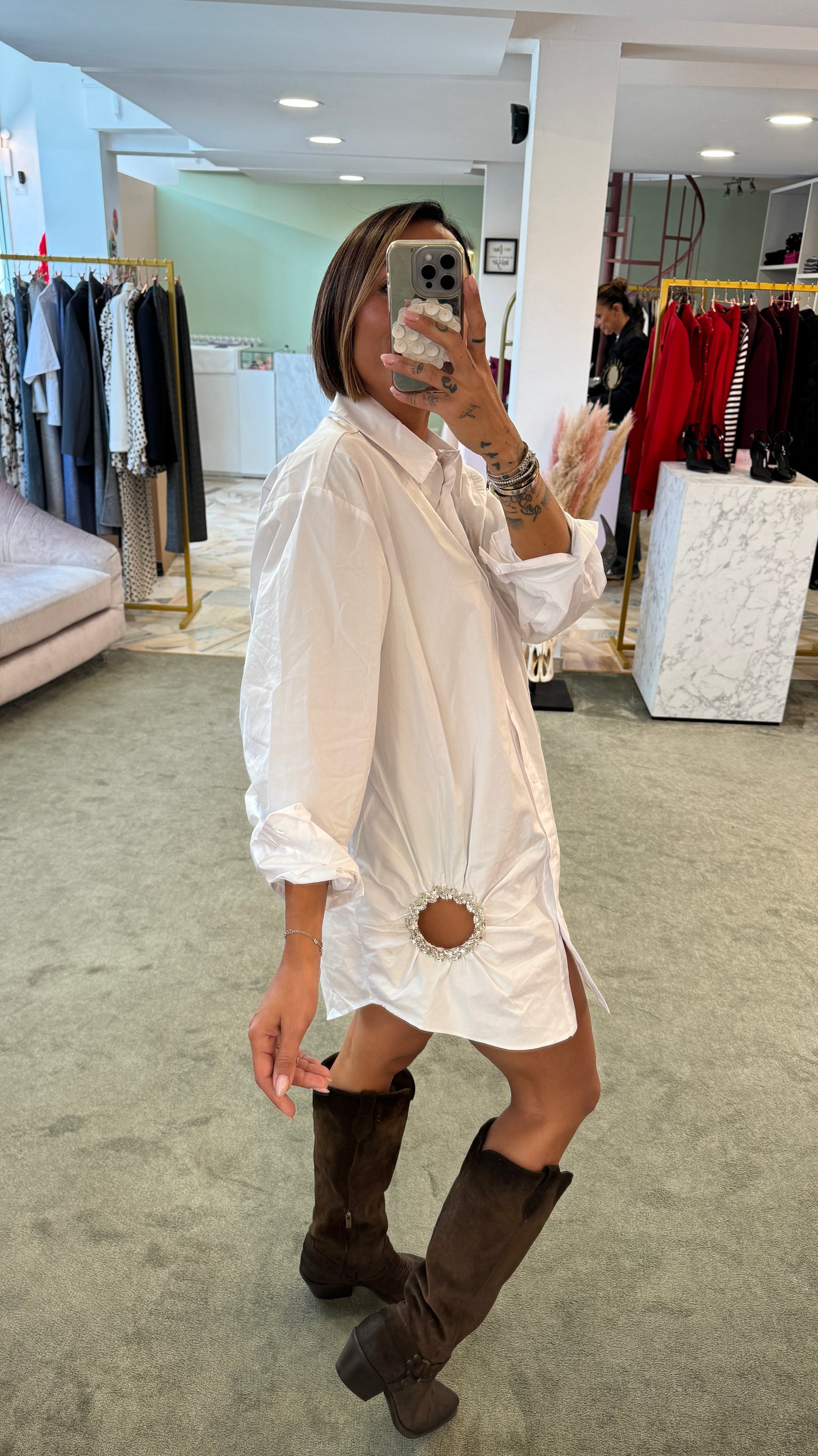 Camicia over bianca cut out cristalli
