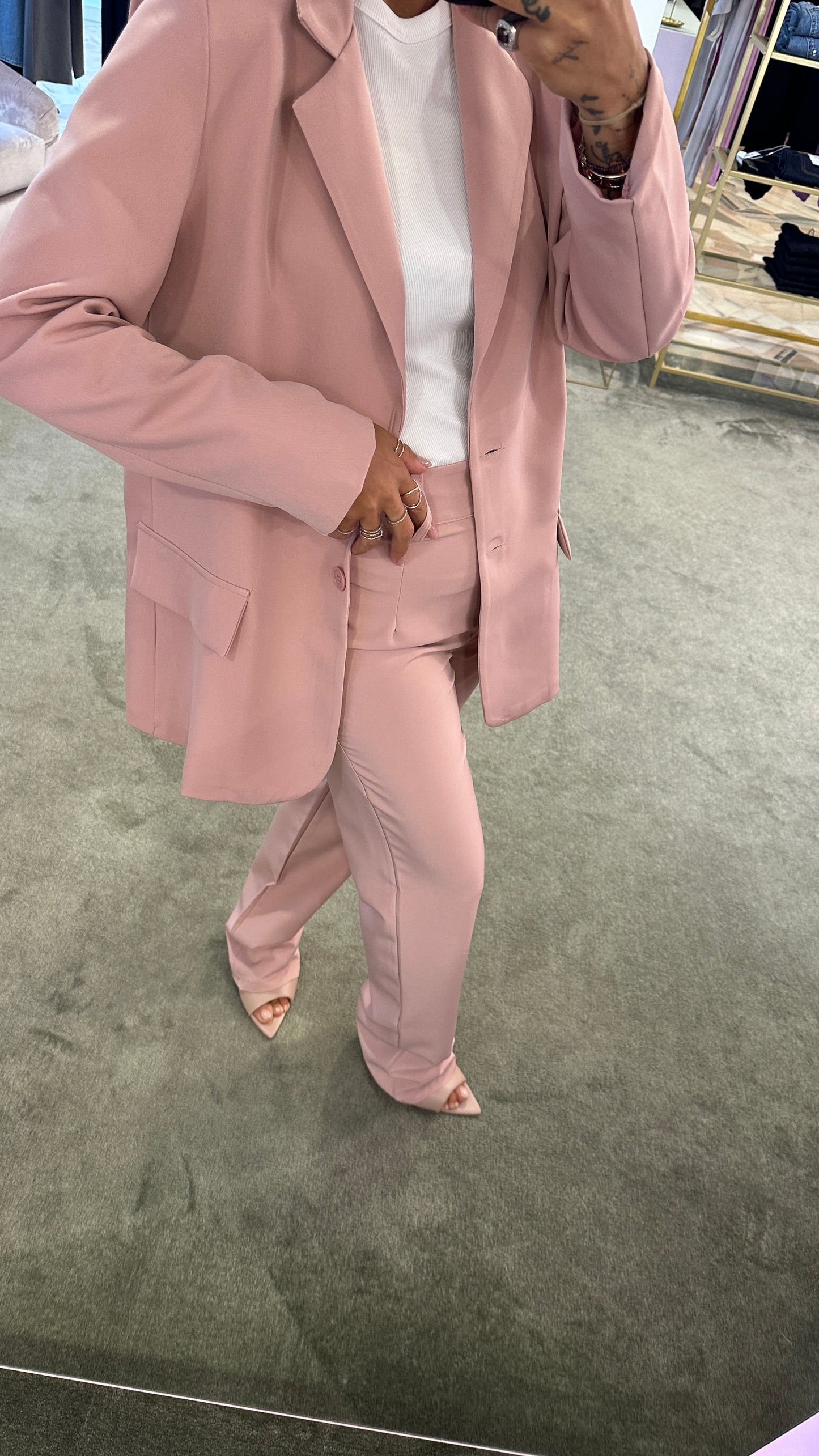Pantaloni dritti rosa cipria