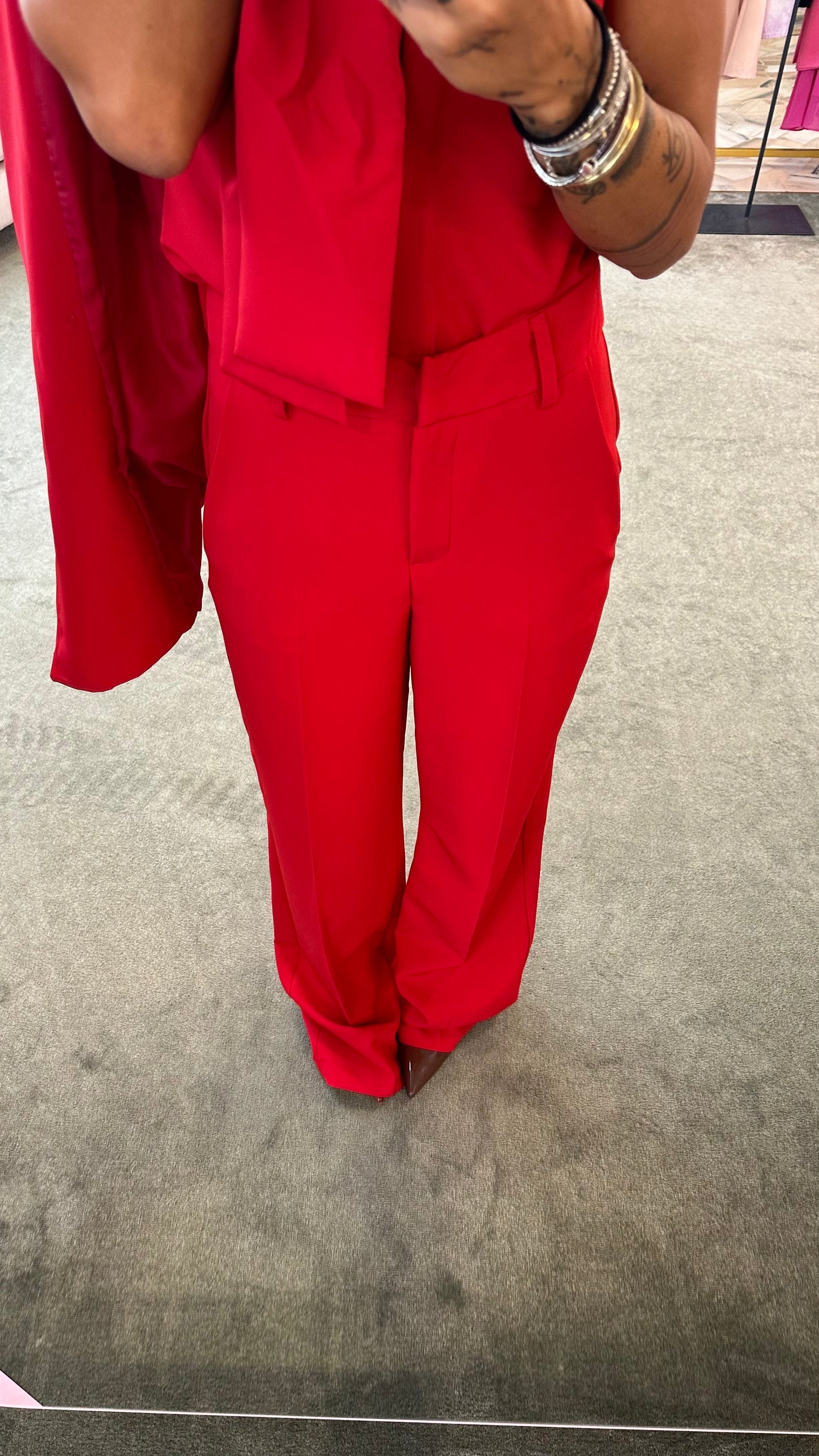 Pantaloni rossi gamba dritta