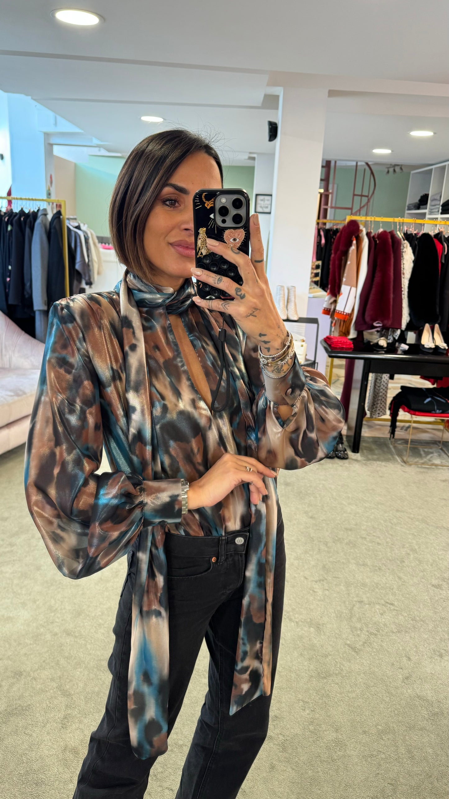 Camicia body con sciarpina fantasia ottanio