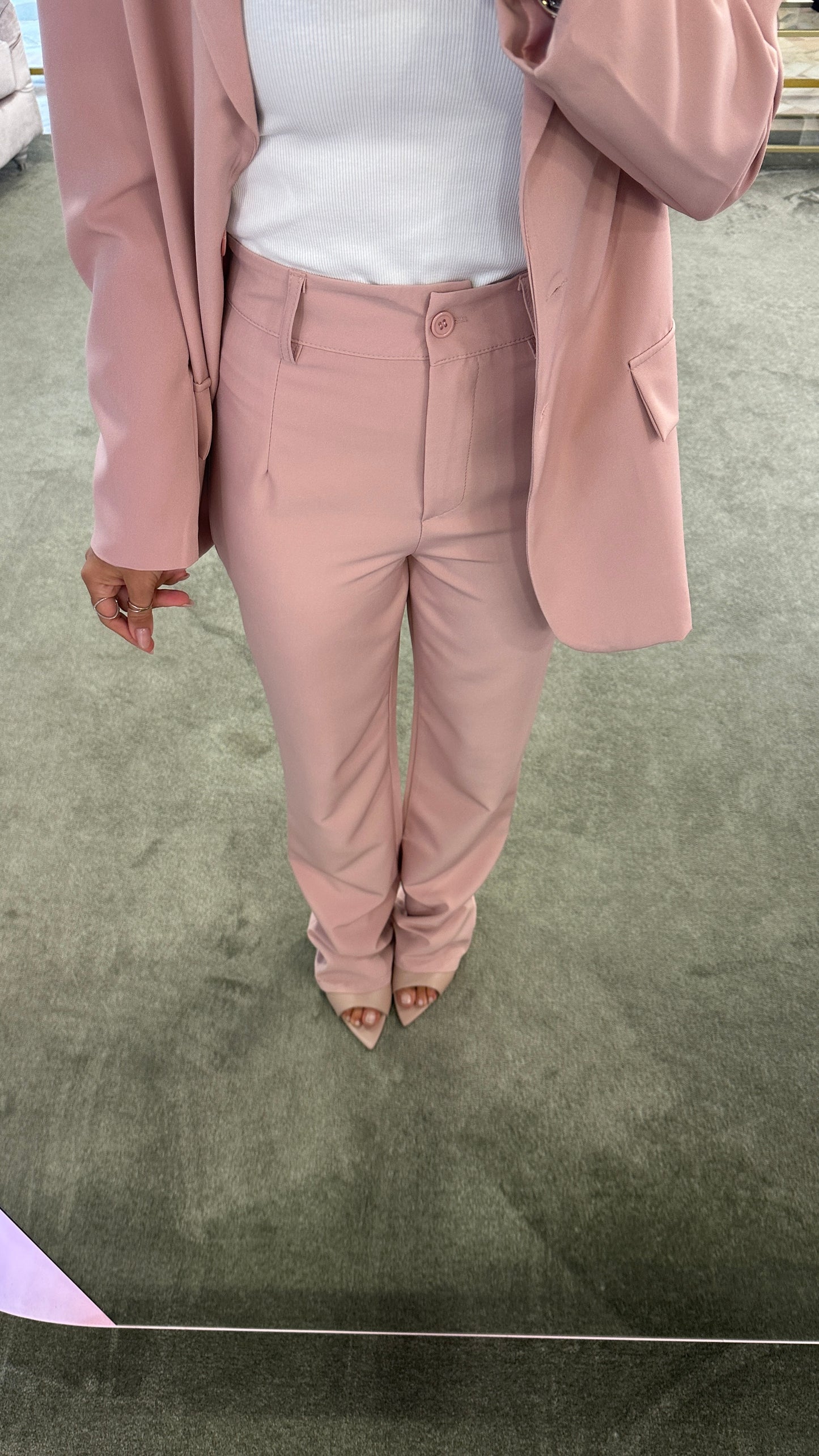 Pantaloni dritti rosa cipria