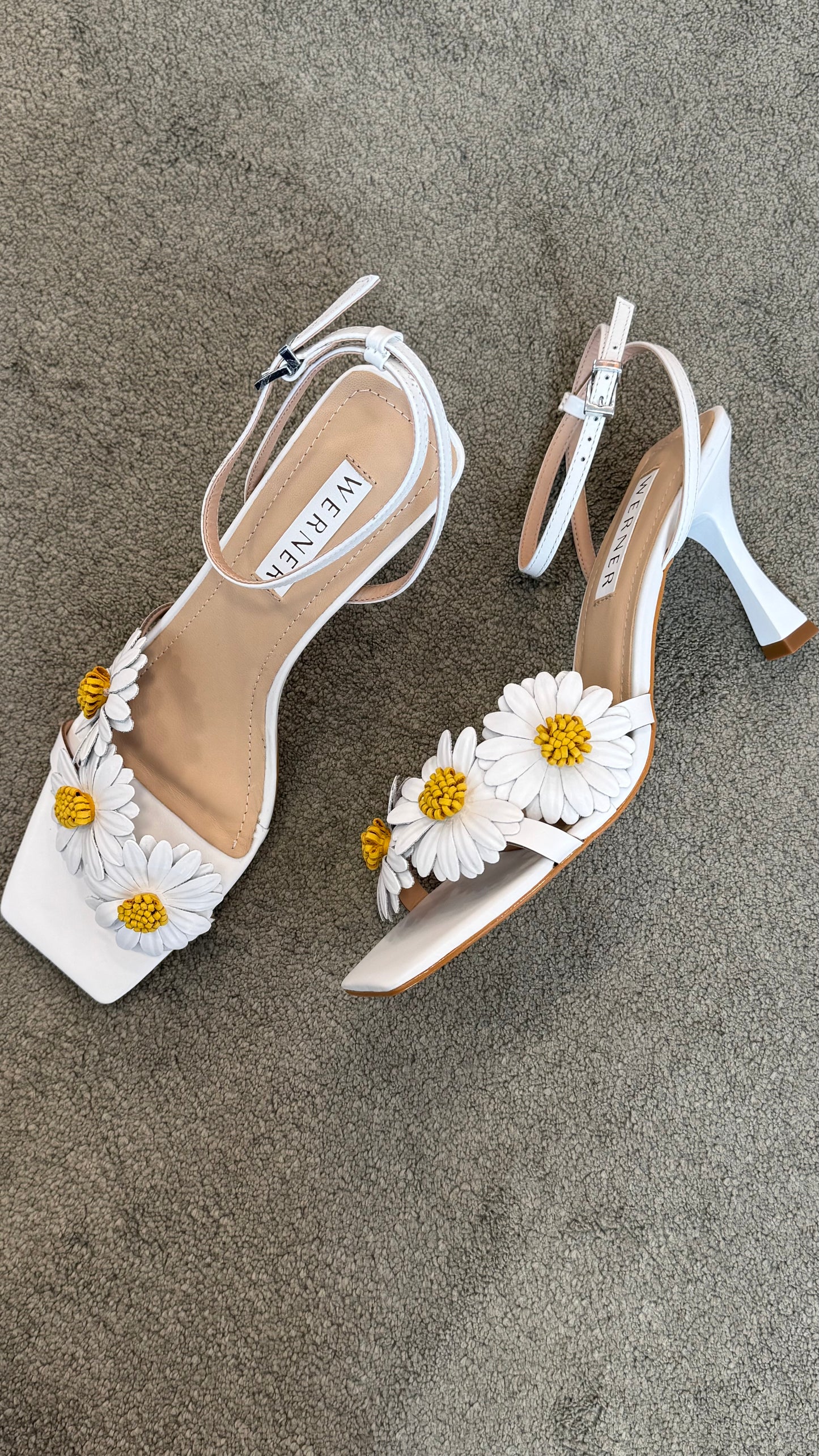 Sandalo margherite bianco