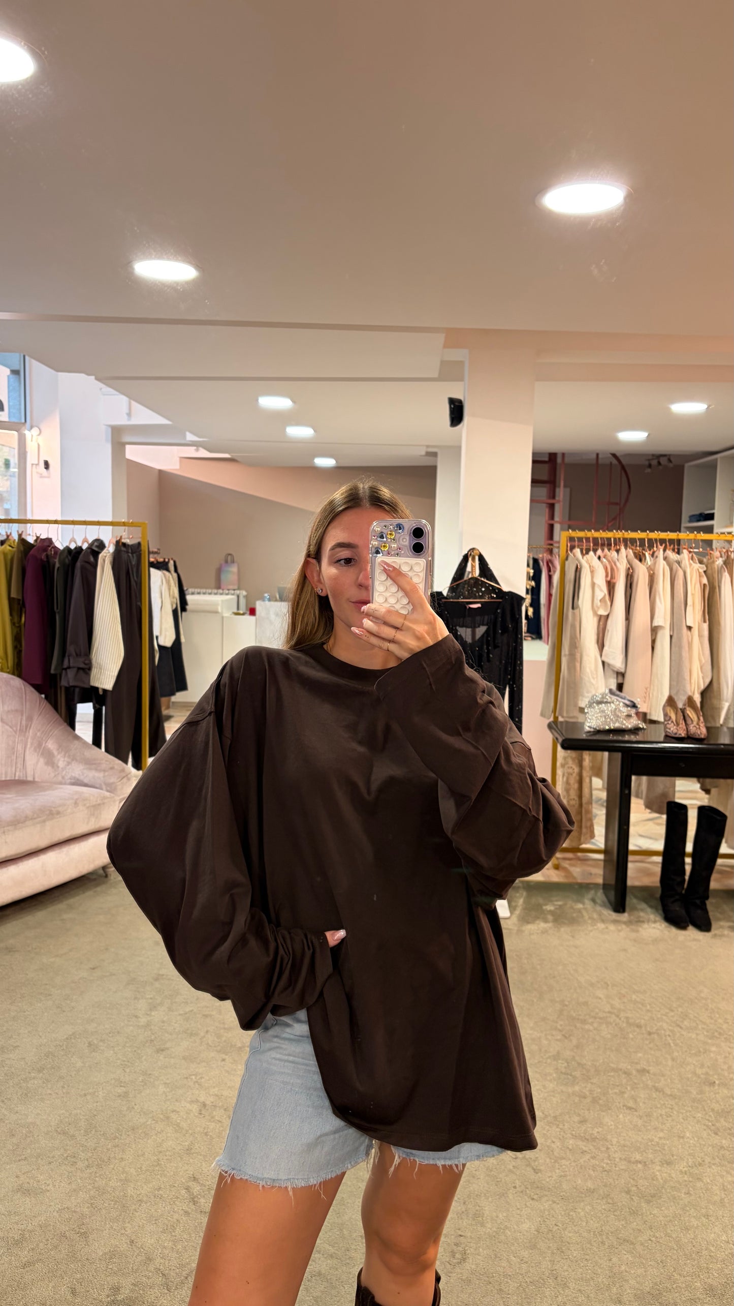 T-shirt over marrone manica lunga ks