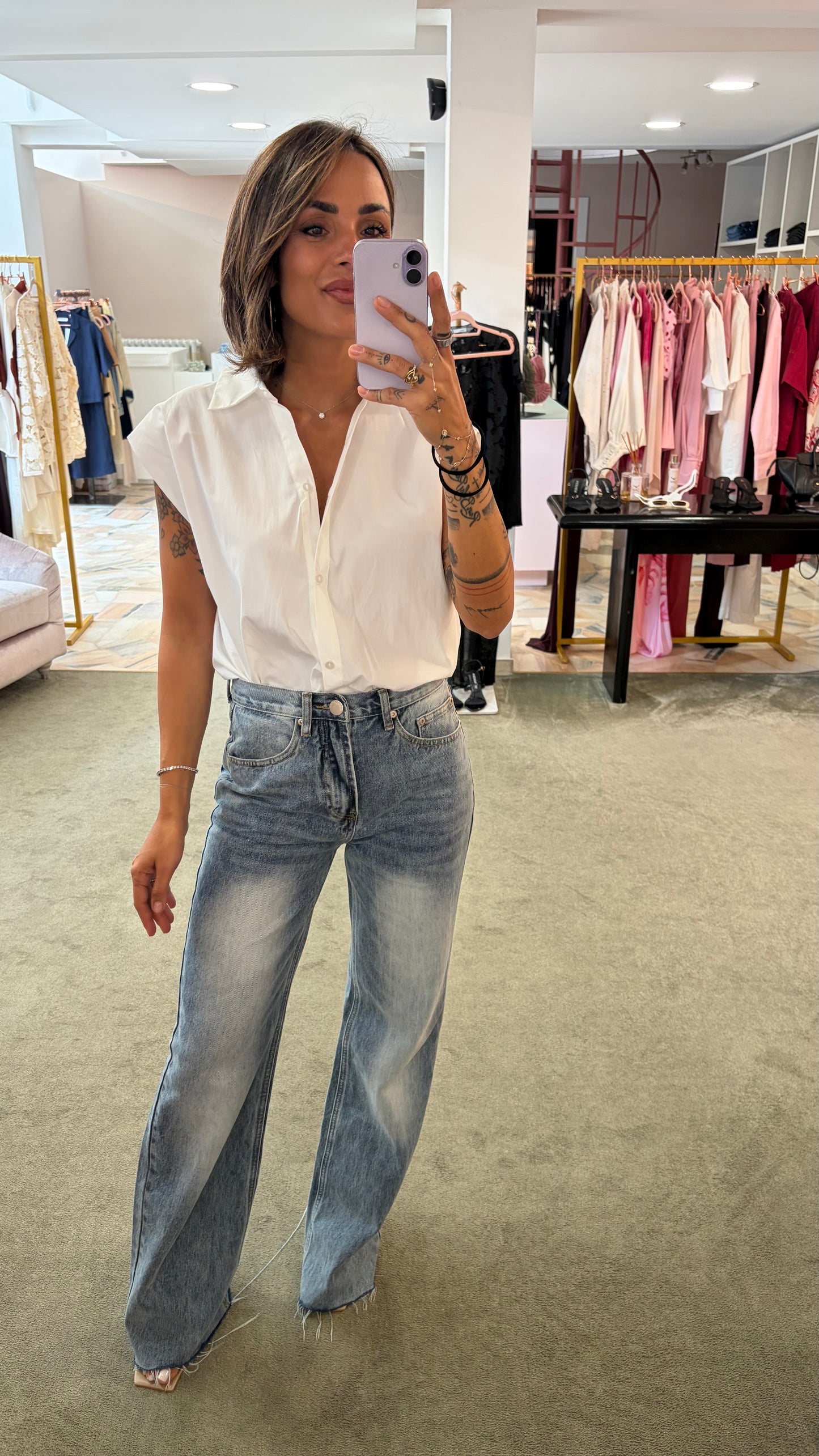 Camicia bianca manica scesa con elastico in vita sy