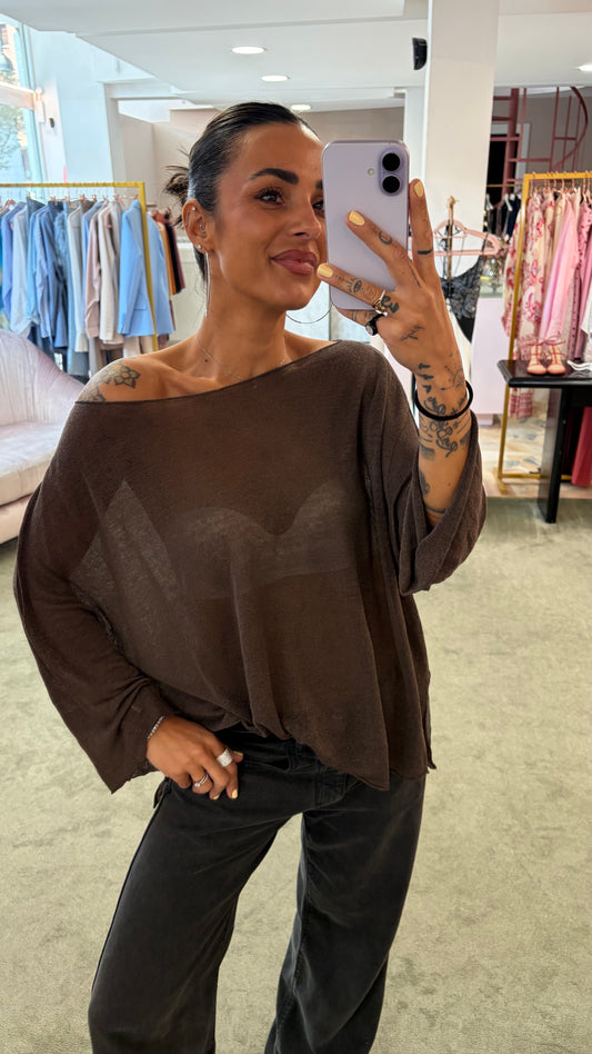 Maglia marrone cacao scollo a barchetta in lino fy