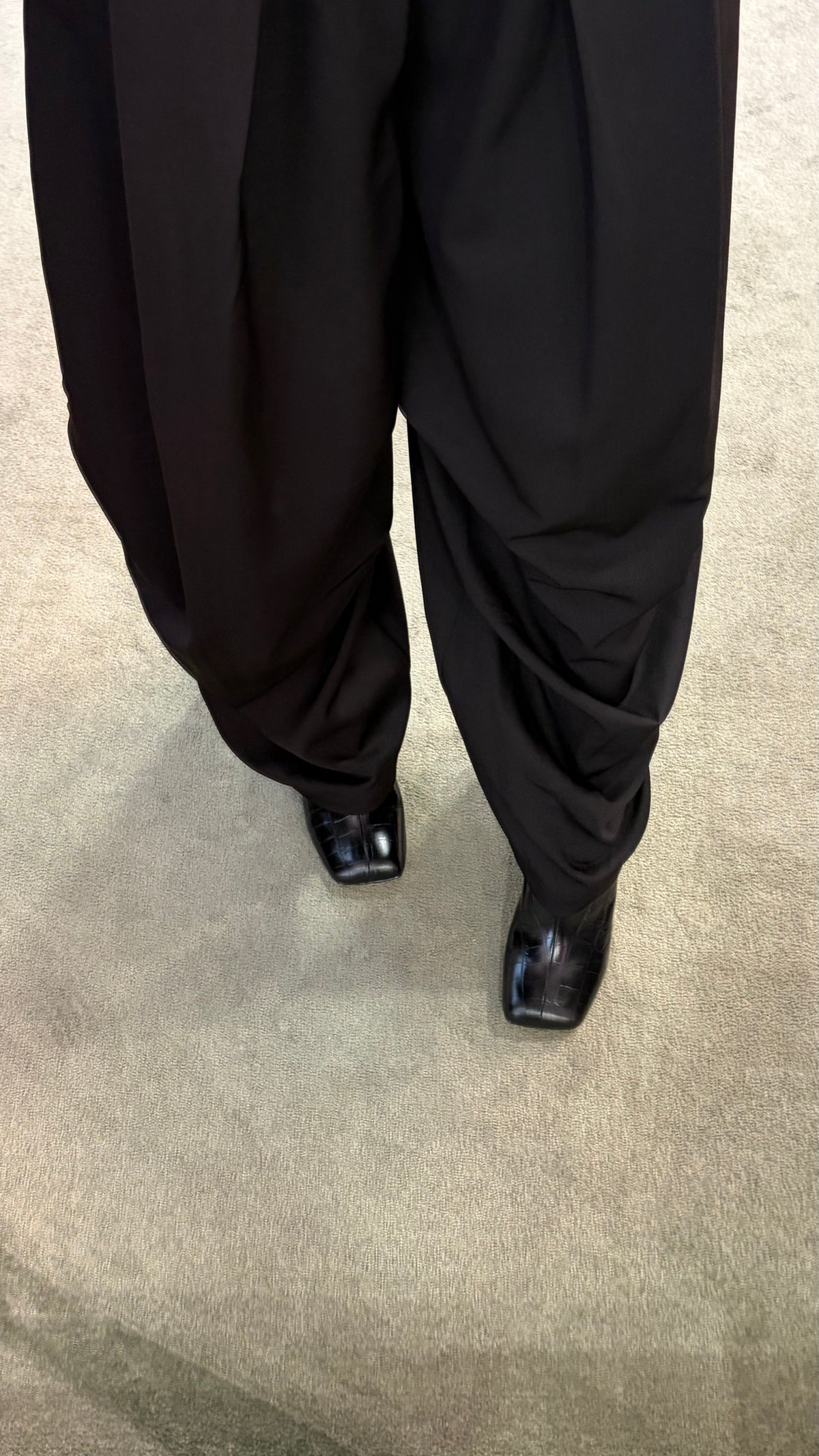 Pantaloni neri classici baloon ay