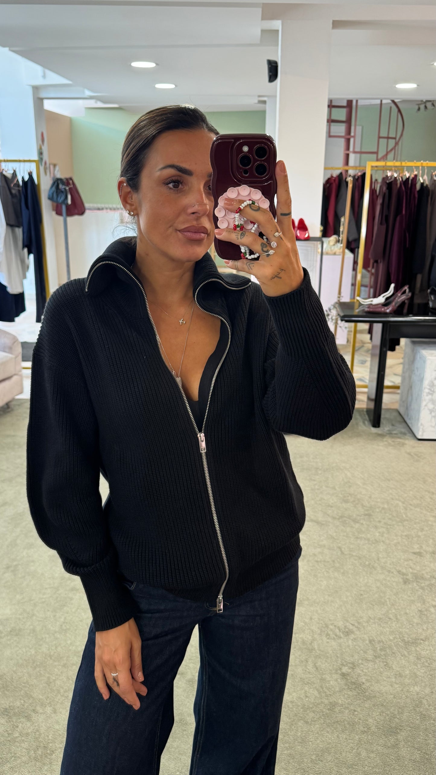 Maglione nero con zip a costine jx