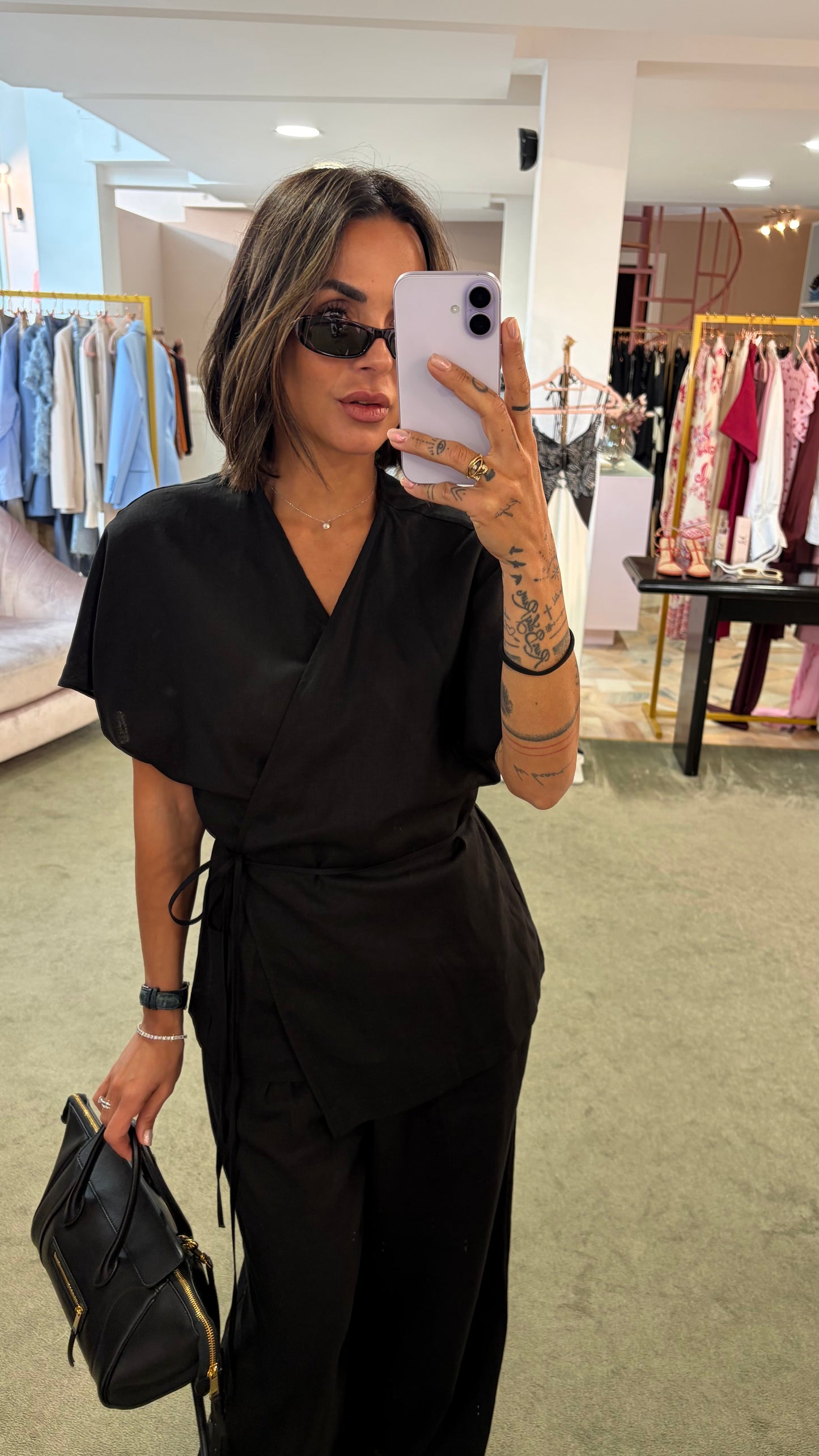 Camicia kimono nera con cintura in lino Hinnominate