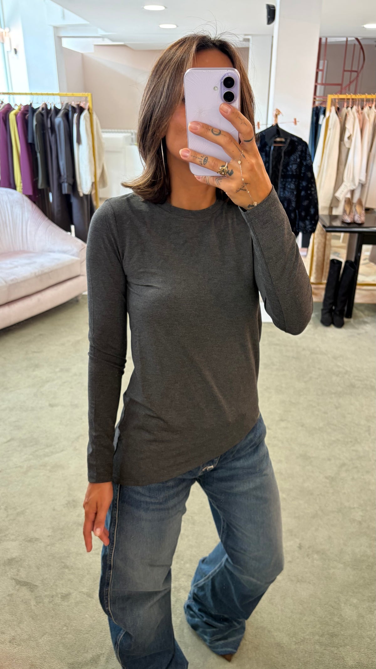T-shirt grigio scuro maniche lunghe taglio asimmetrico sy