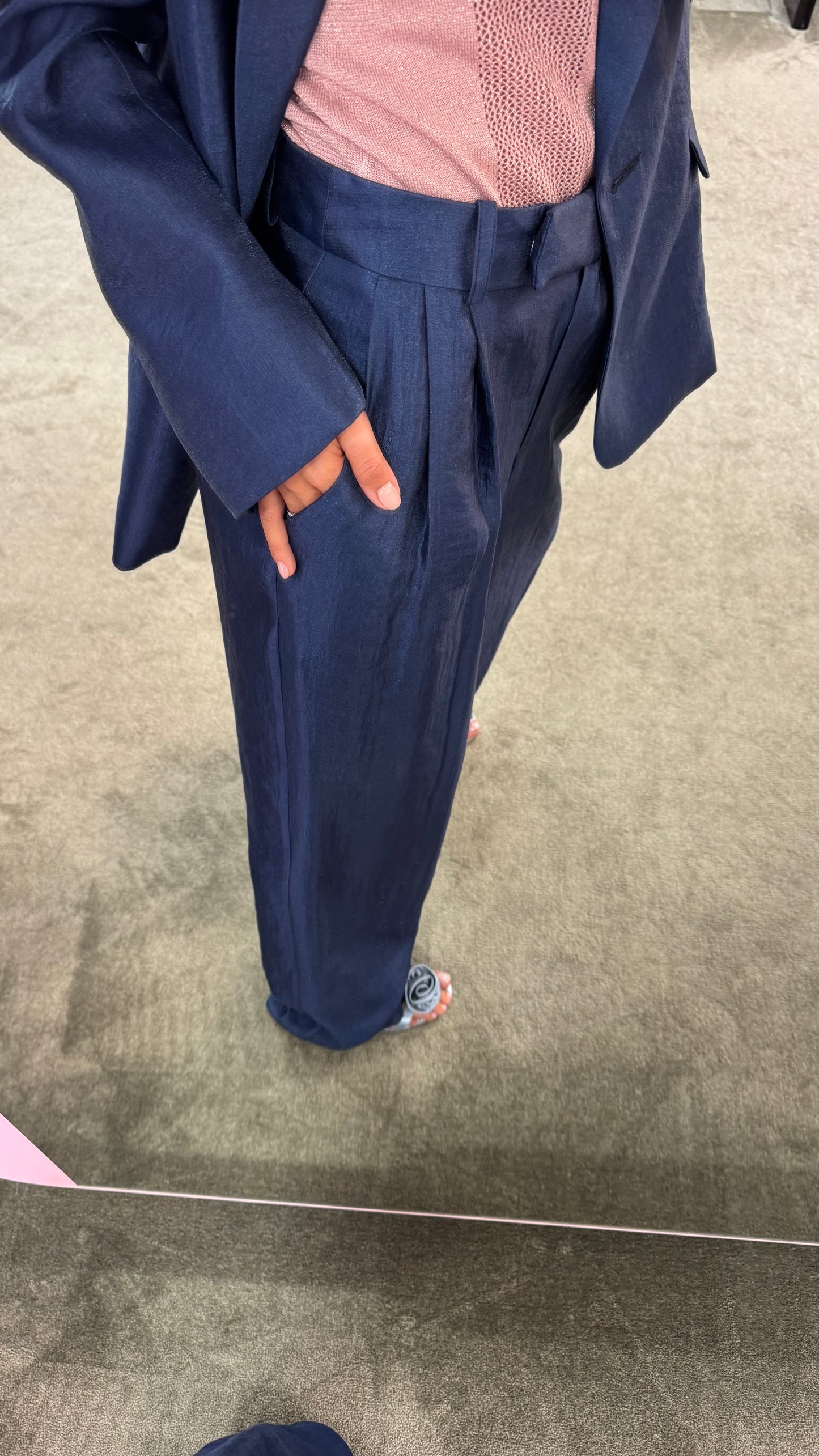 Pantaloni blu notte lucido palazzo con pences Actualee