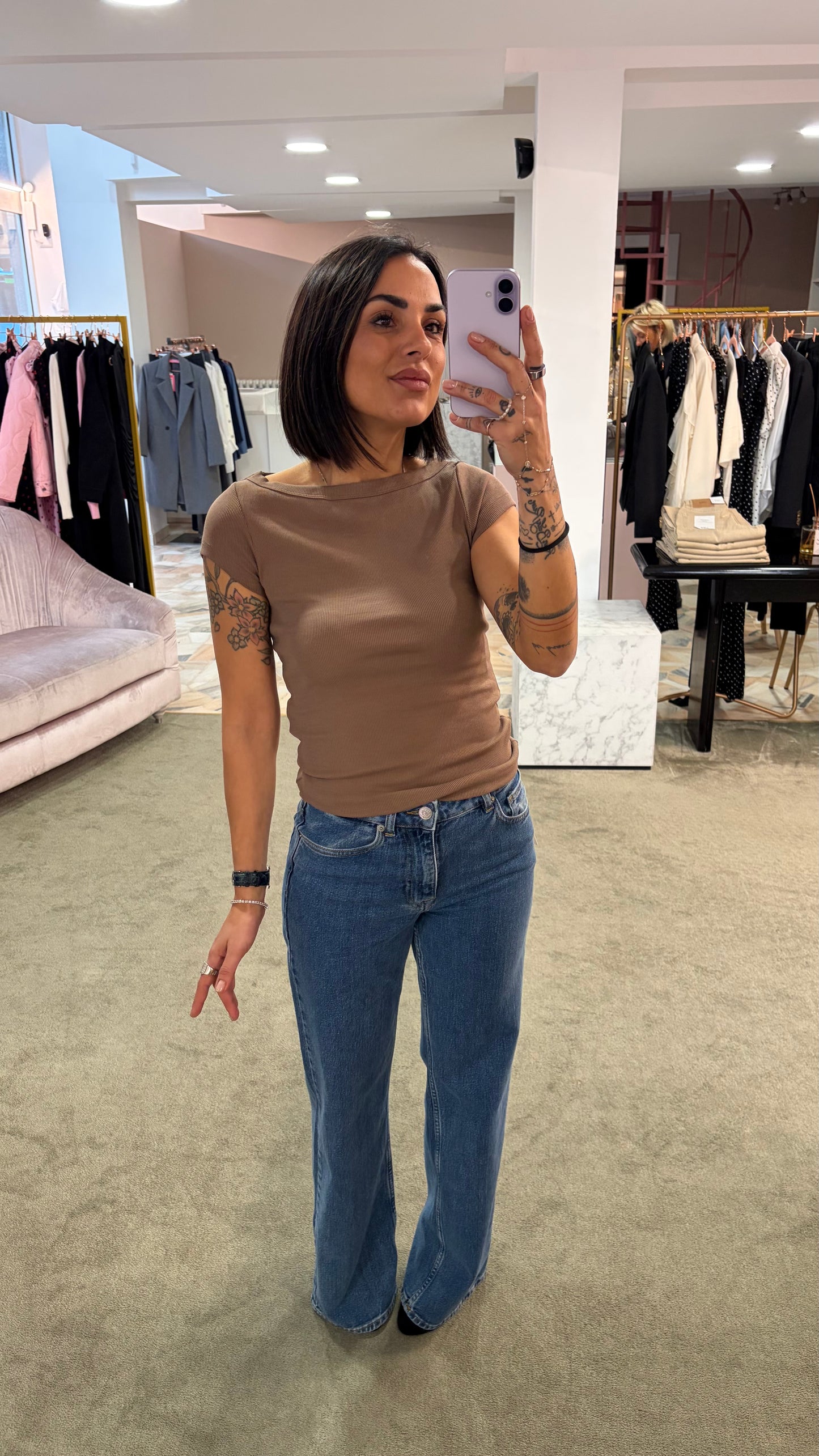 T-shirt fifi nocciola a costine jx