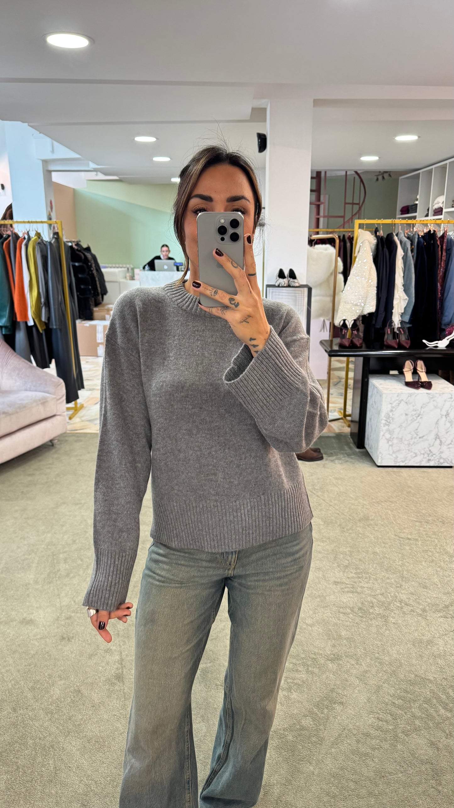 Maglione grigio girocollo sl