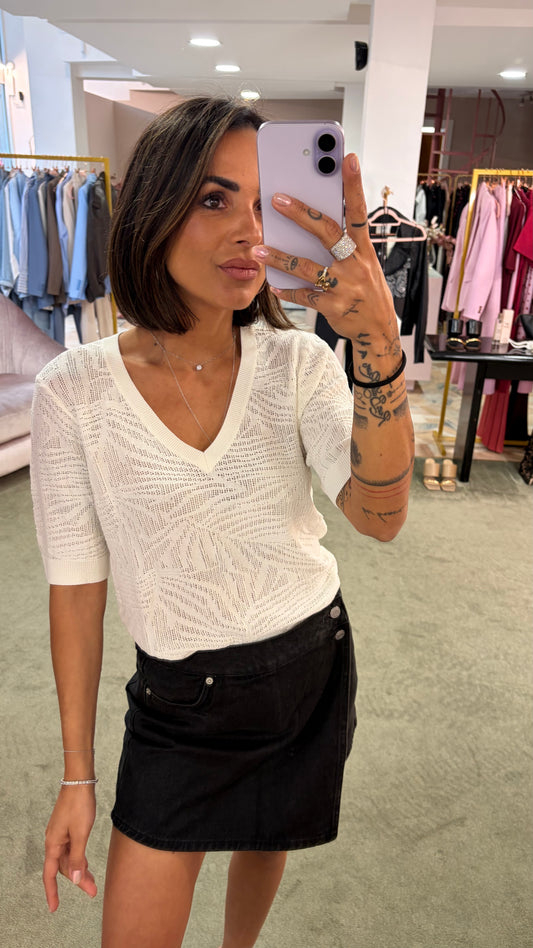 Maglia scollo a v bianca in maglia traforata sy