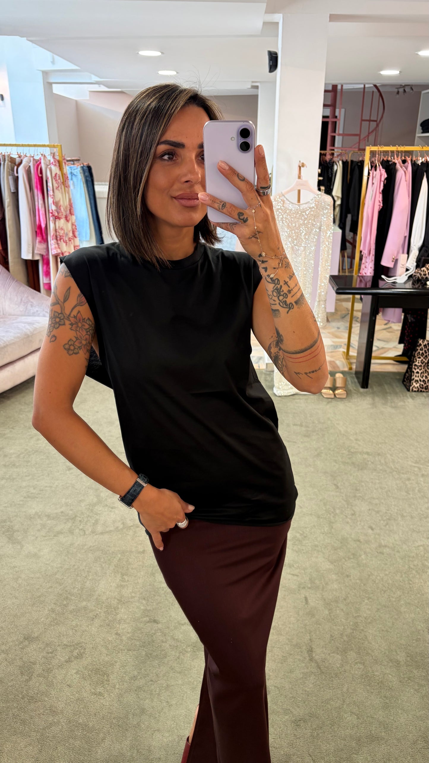 Canotta nera over taglio vivo Marsem