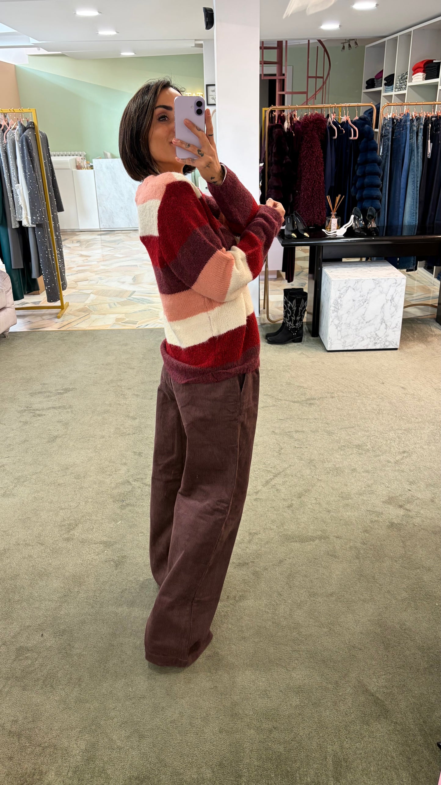 Pantaloni prugna a costine in velluto gl