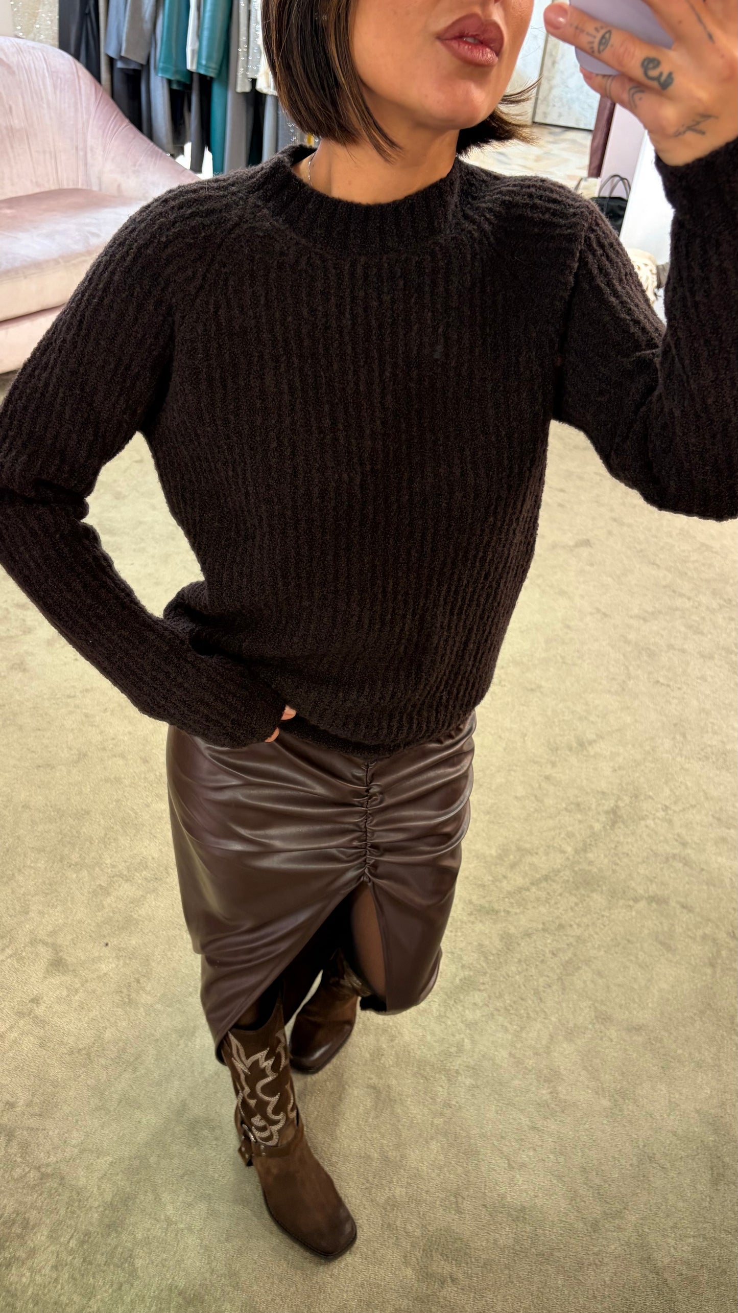 Gonna lunga marrone in ecopelle con spacco mq