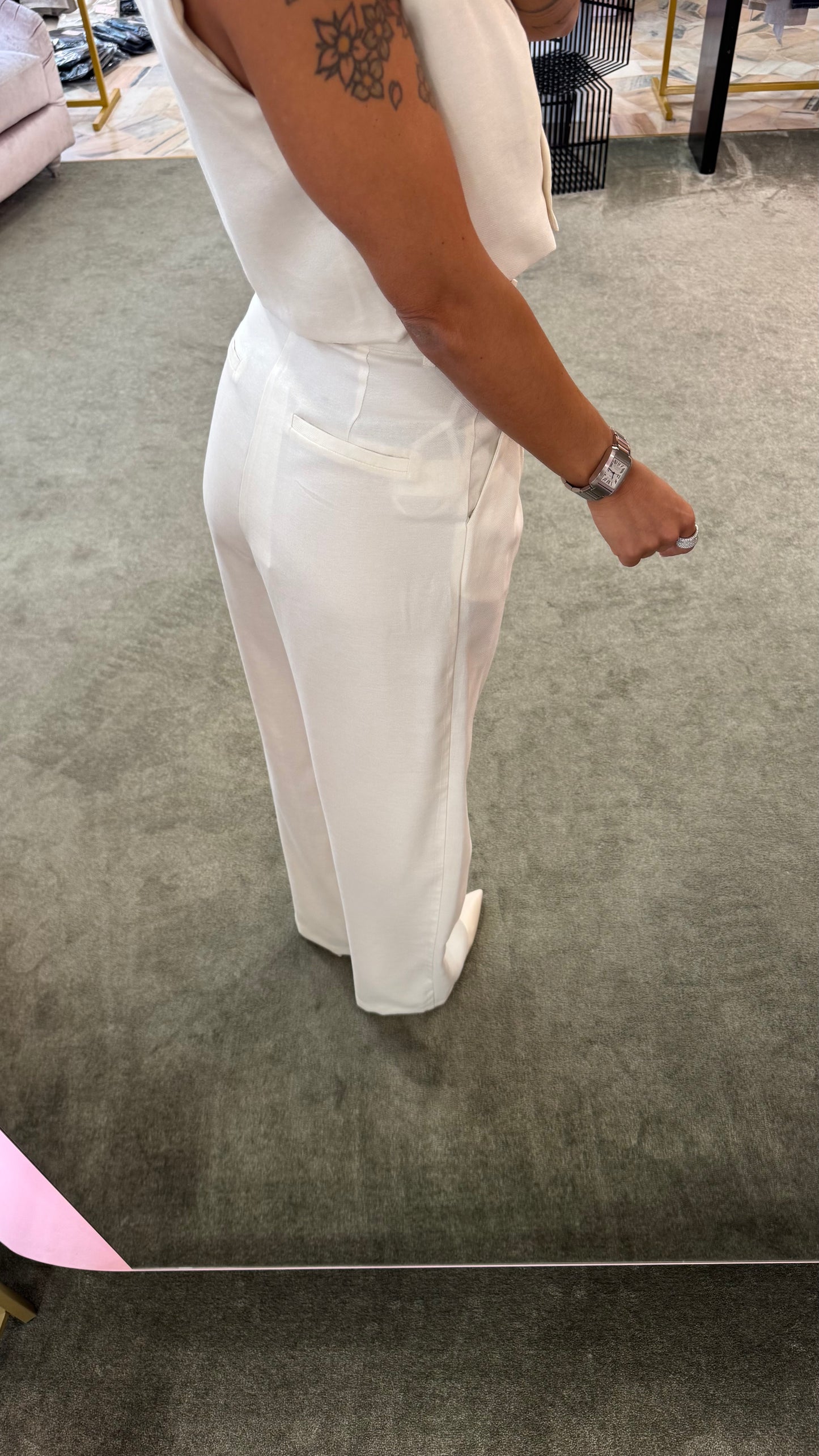 Pantaloni bianco burro wide leg ay