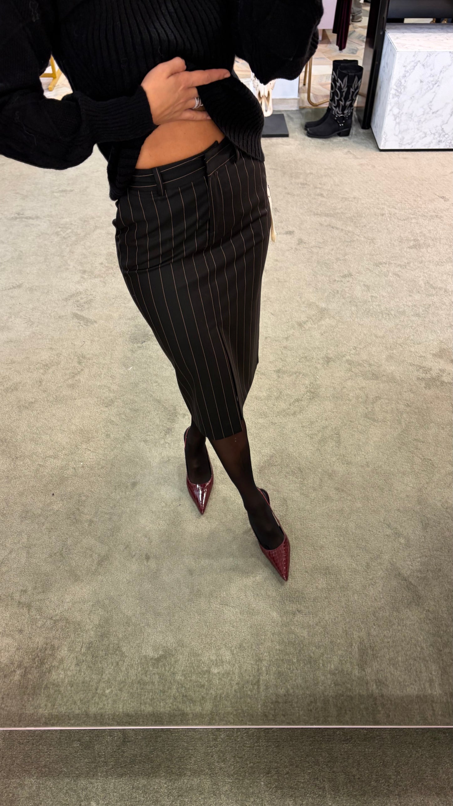 Gonna longuette MAR DE MARGARITAS nera gessata con spacco